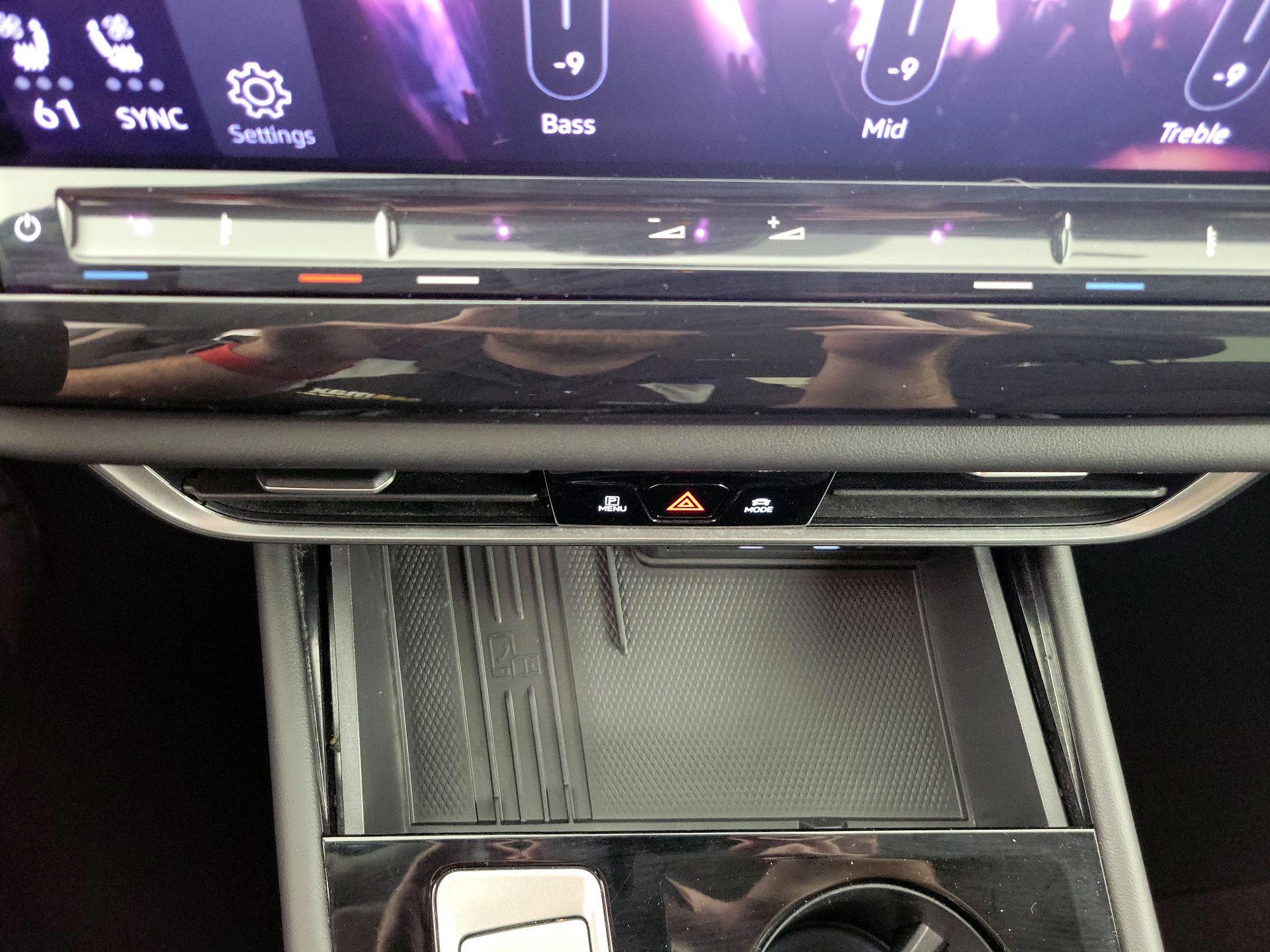 Thumbnail: 2025 Volkswagen Atlas - 16