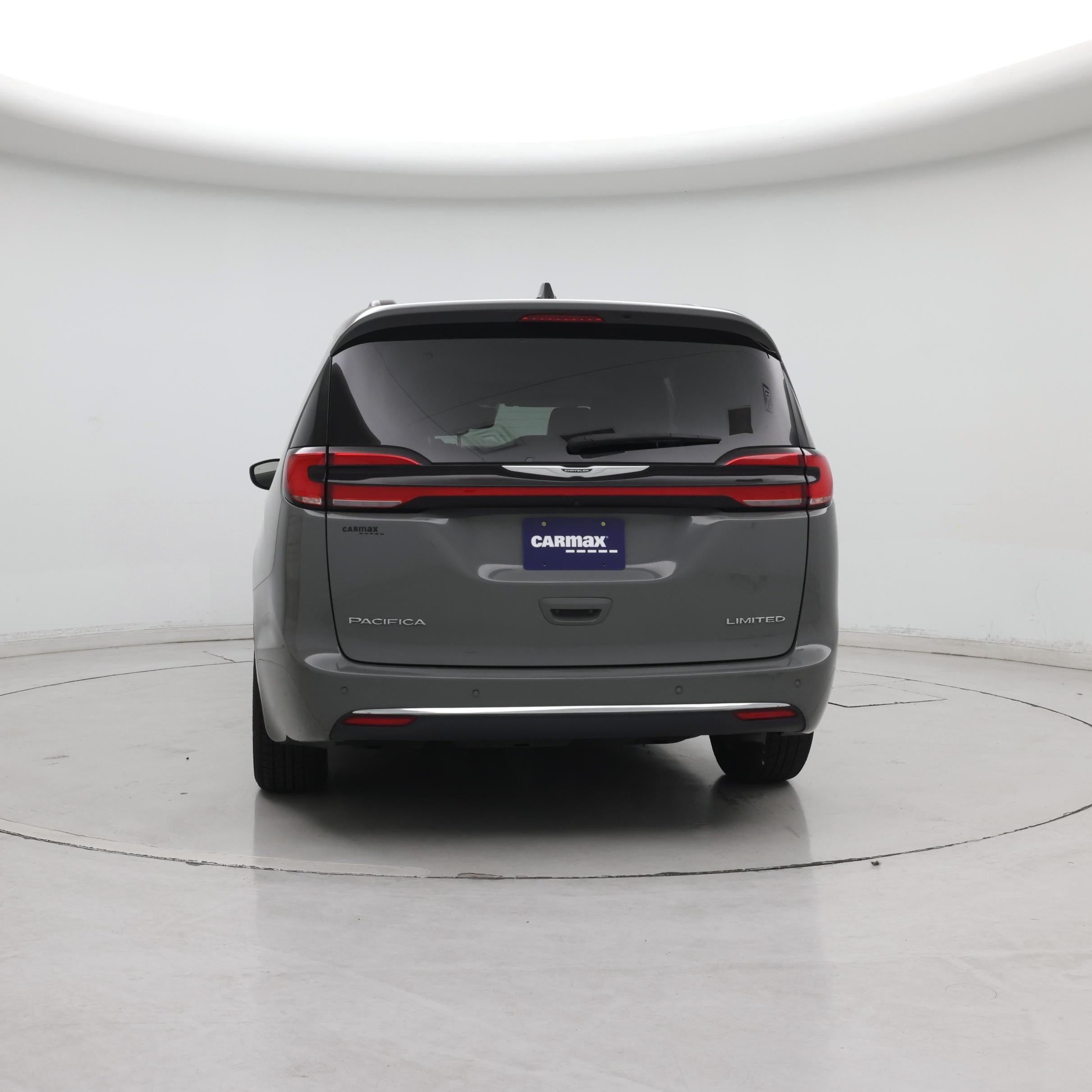 Thumbnail: 2023 Chrysler Pacifica - 6