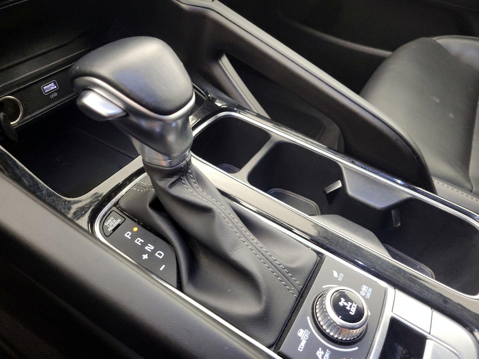 2025 Kia Telluride S - Photo 19