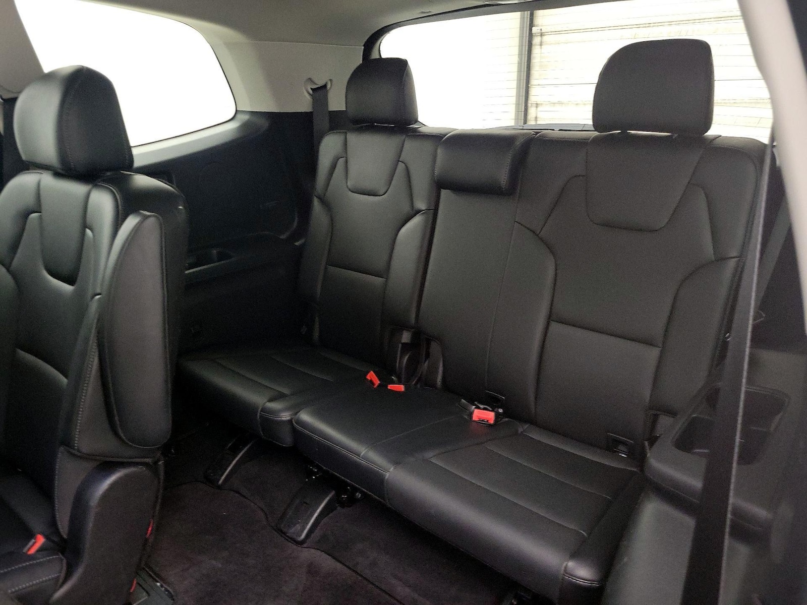 2025 Kia Telluride S - Photo 23