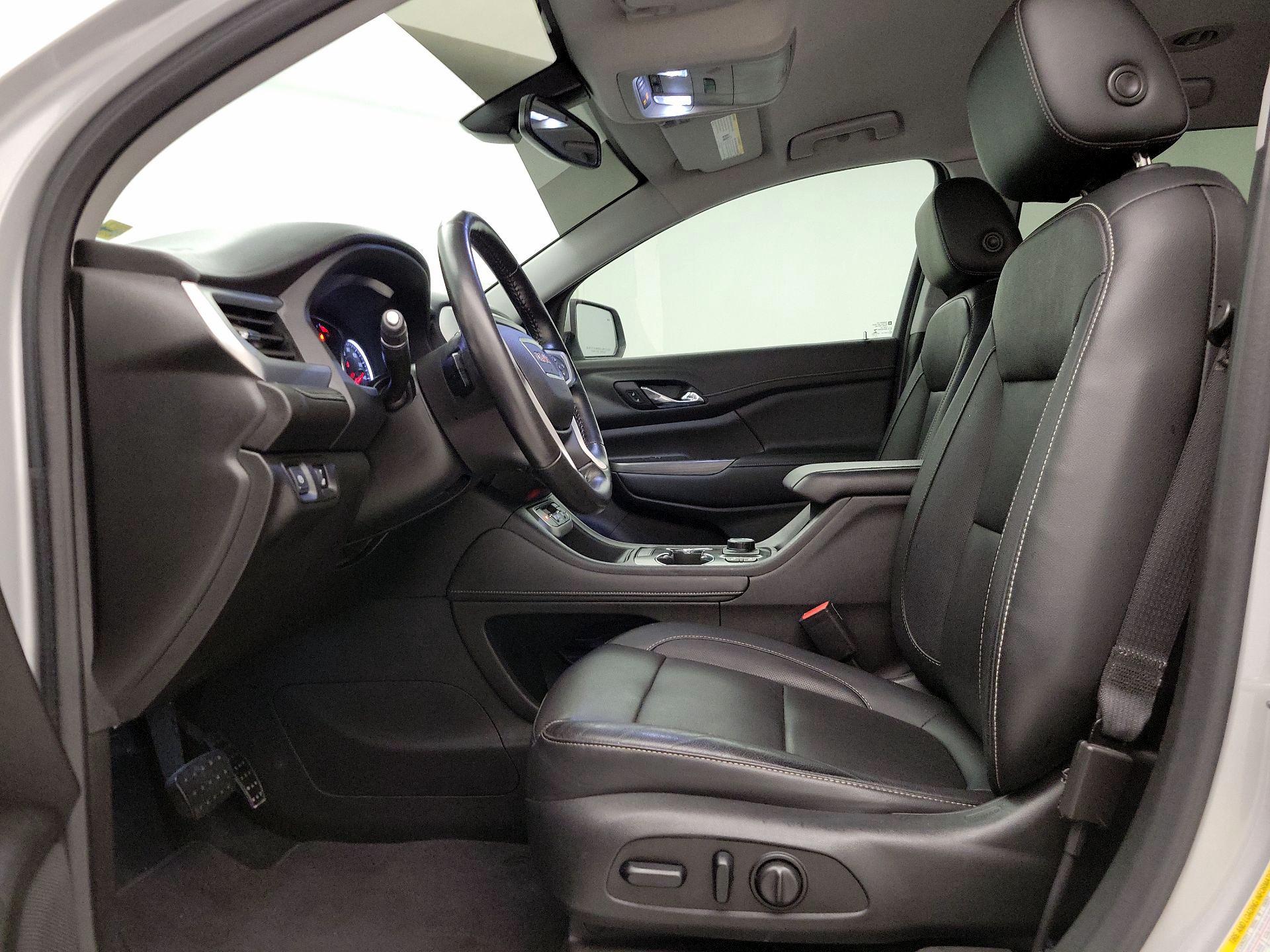 Thumbnail: 2020 GMC Acadia - 11