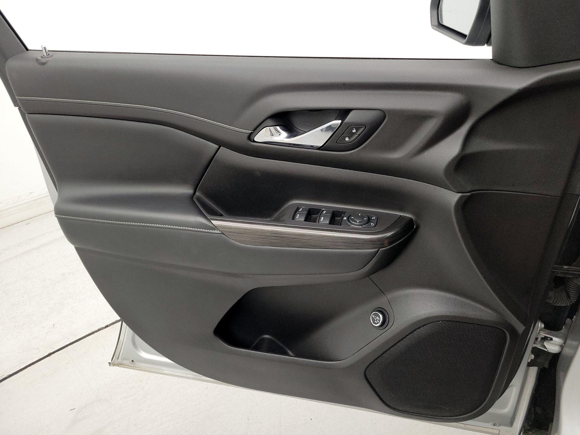 Thumbnail: 2020 GMC Acadia - 12