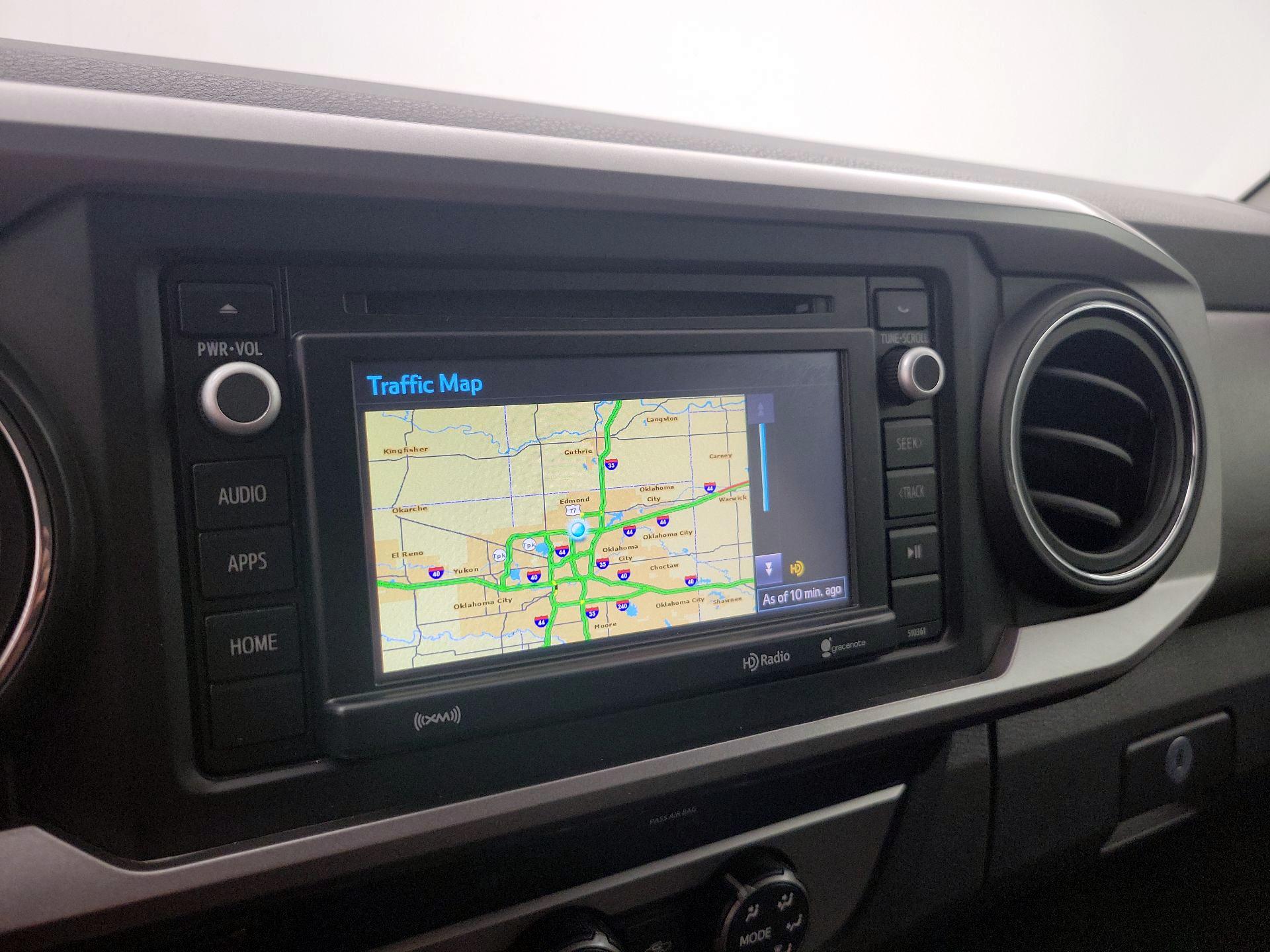 Thumbnail: 2019 Toyota Tacoma - 14