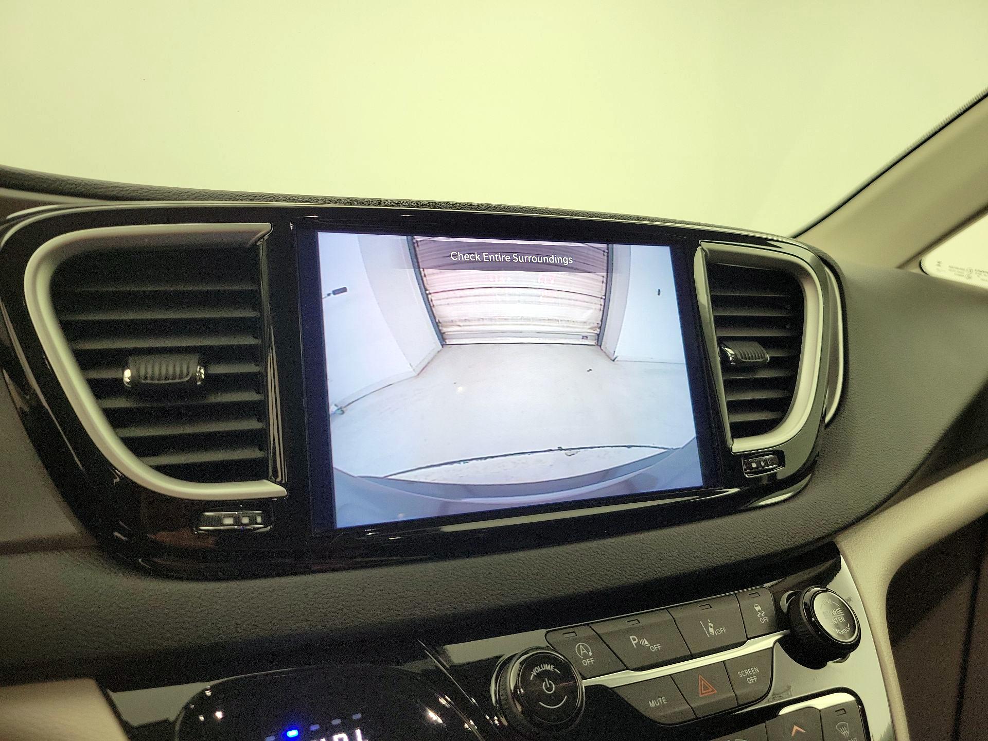 Thumbnail: 2024 Chrysler Pacifica - 14