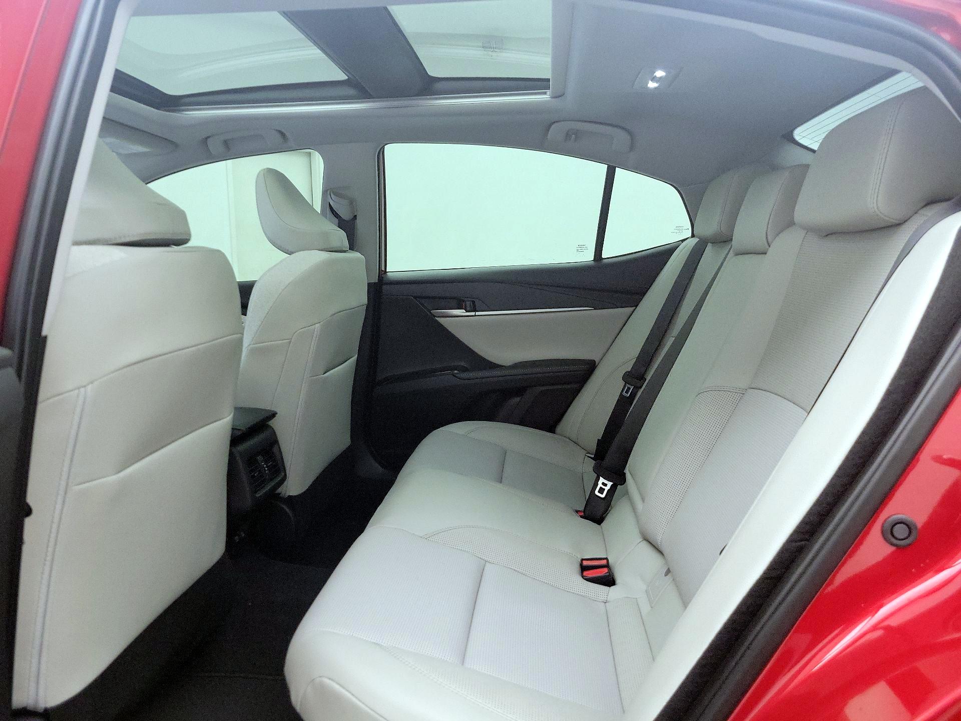 Thumbnail: 2025 Toyota Camry - 20