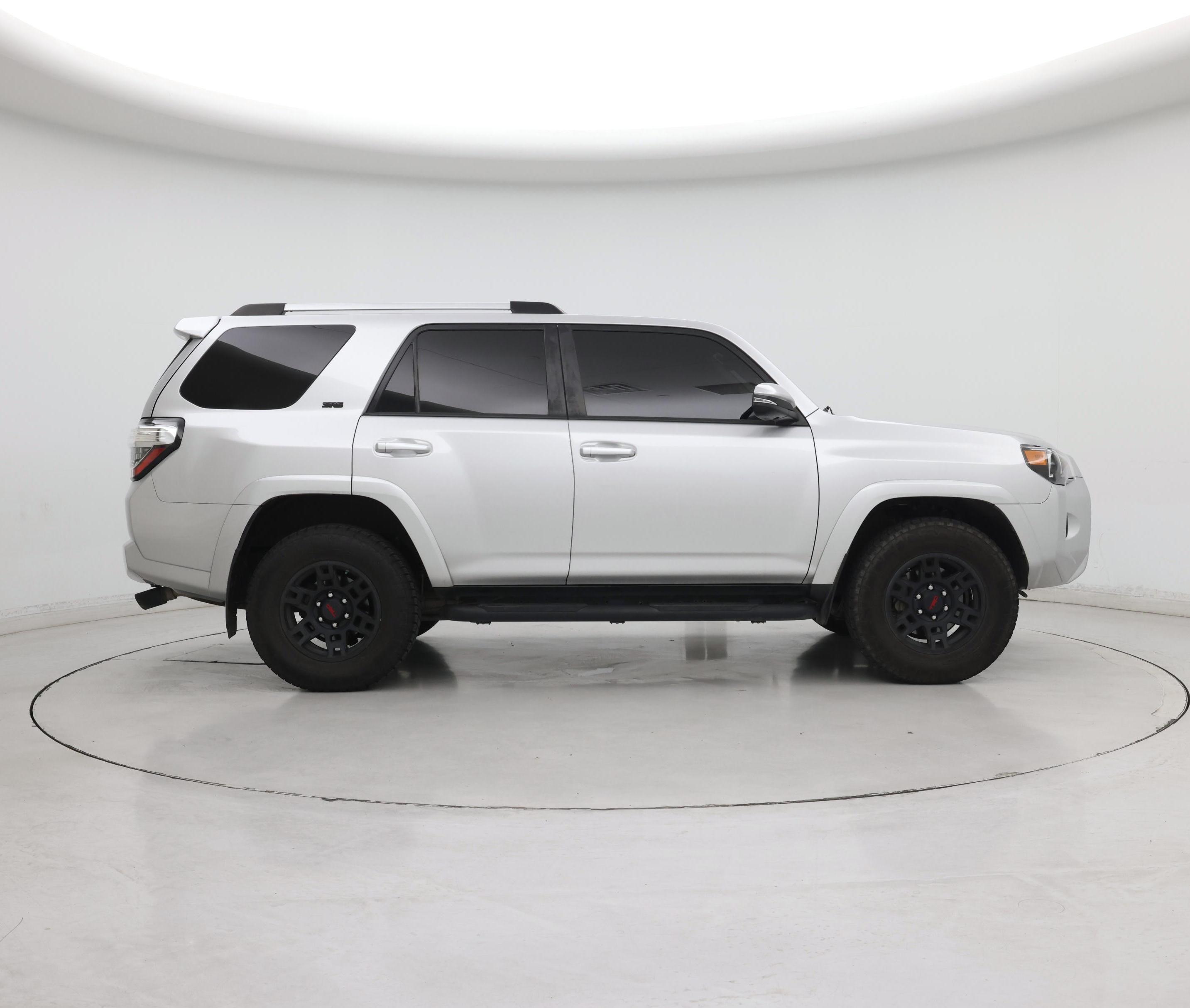 Thumbnail: 2020 Toyota 4Runner - 7