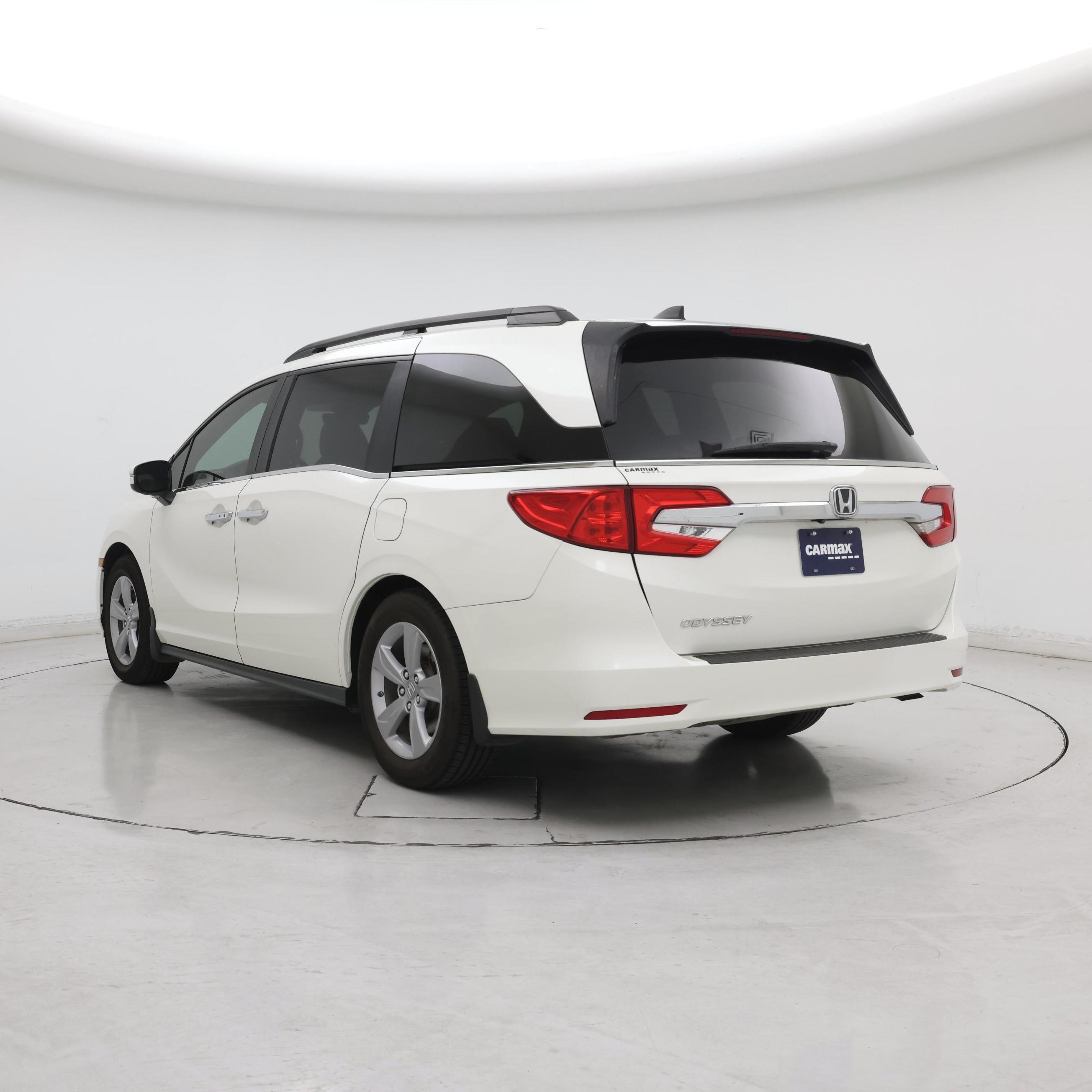 Thumbnail: 2019 Honda Odyssey - 2