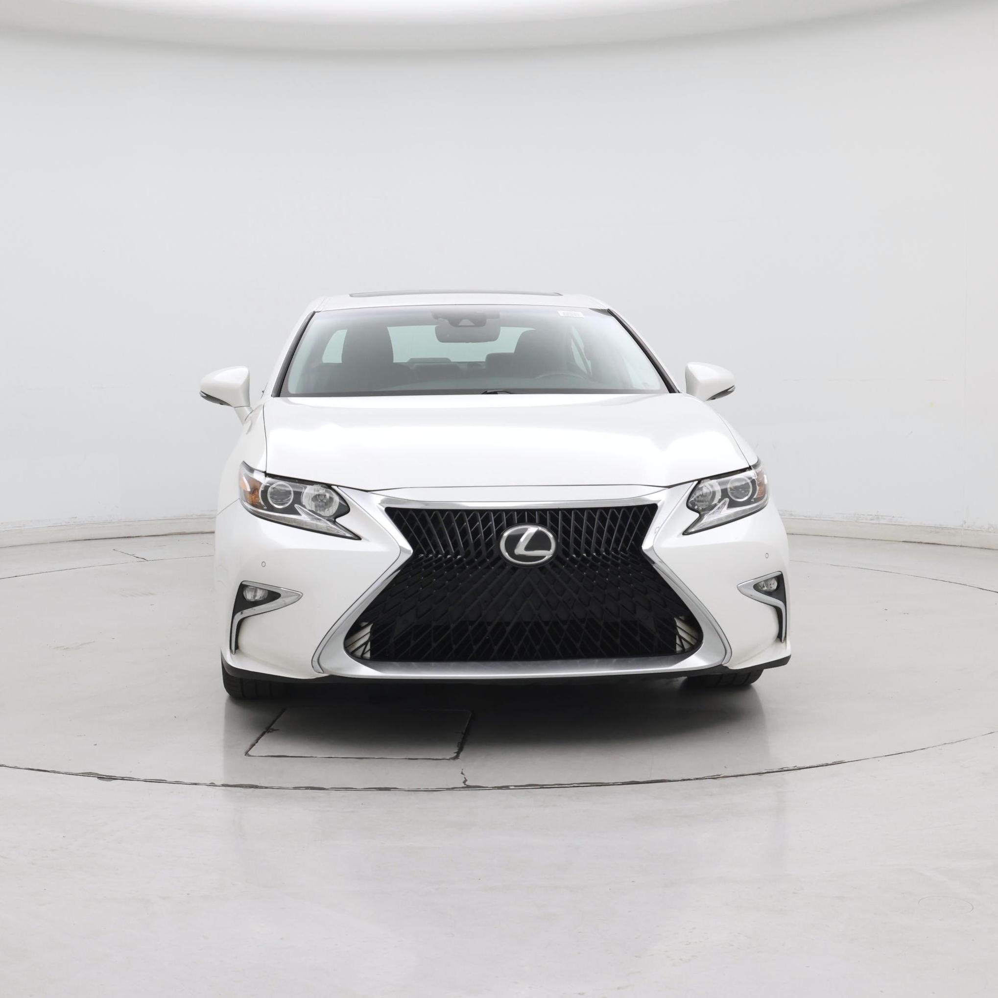 Thumbnail: 2018 Lexus ES - 5