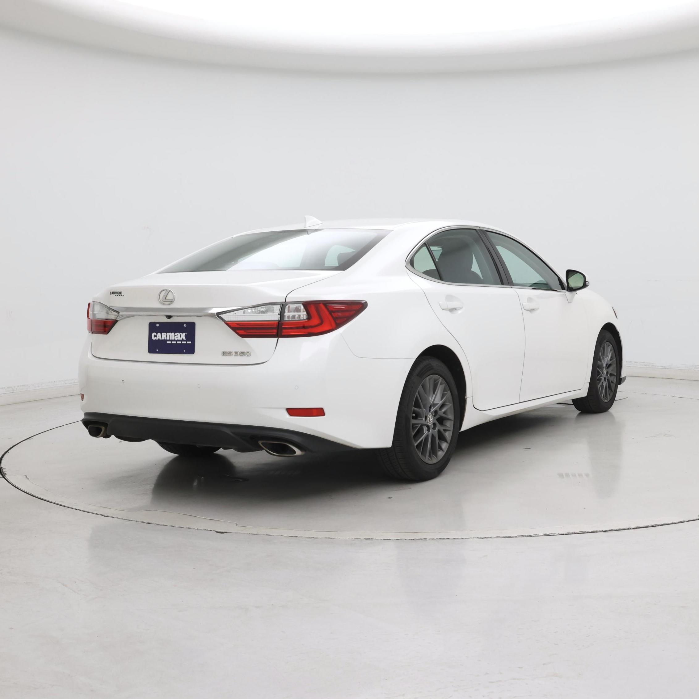 Thumbnail: 2018 Lexus ES - 8