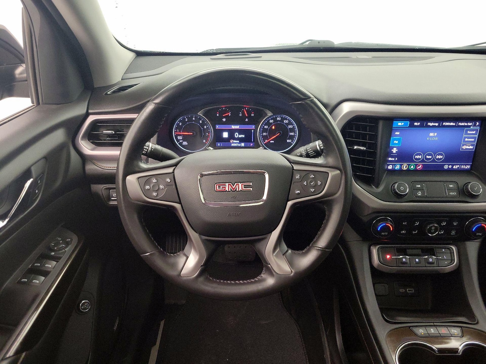 2021 GMC Acadia AT4 - Photo 11
