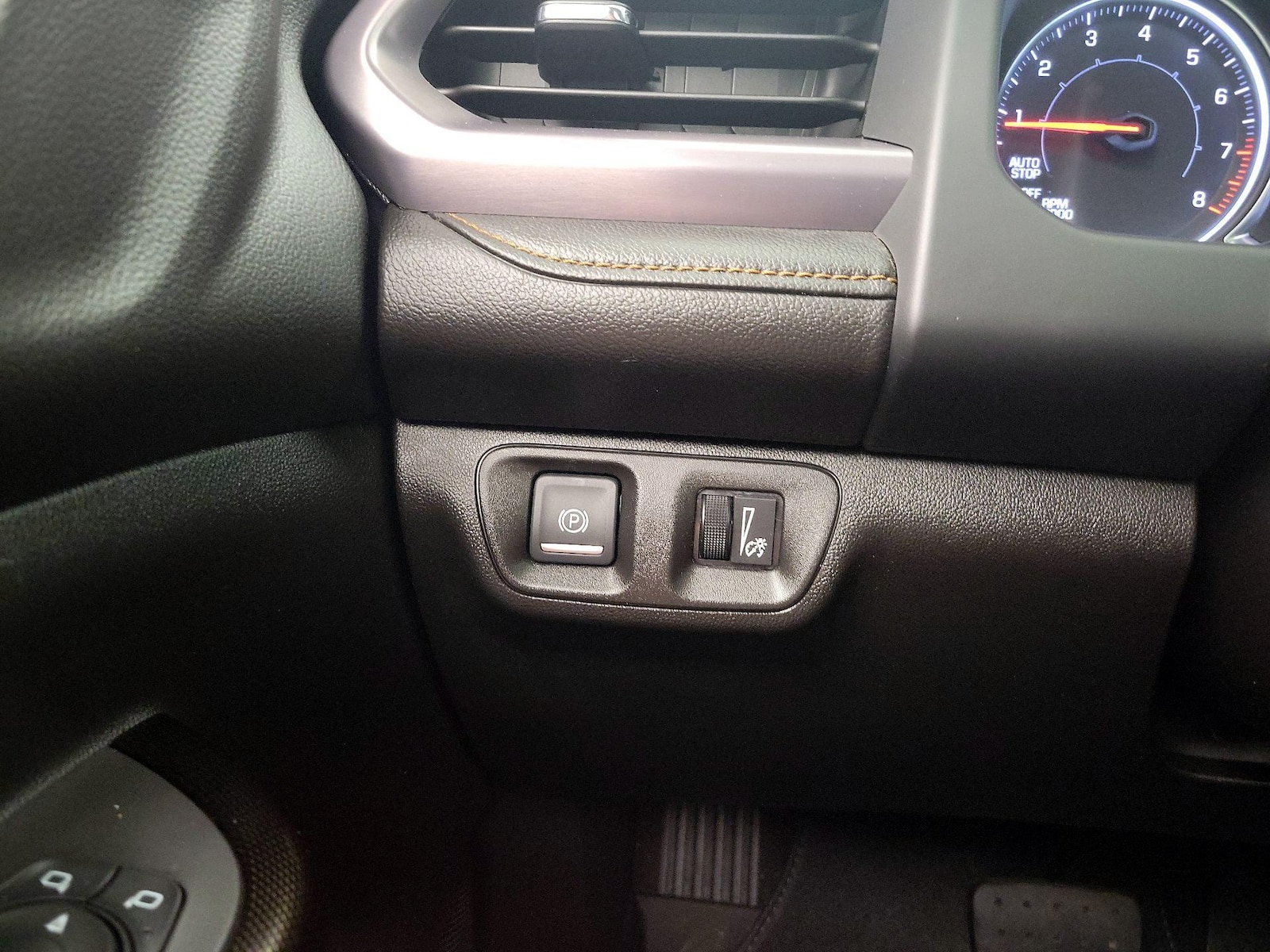 2021 GMC Acadia AT4 - Photo 14