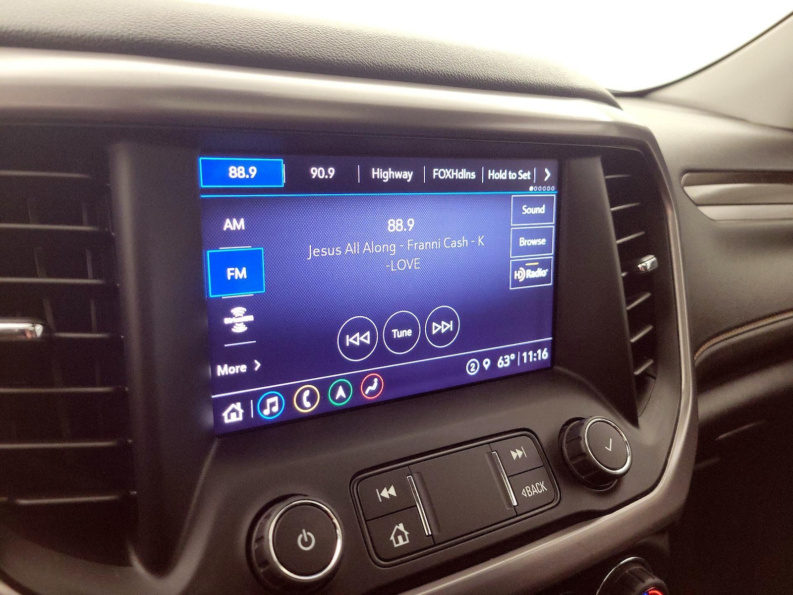 2021 GMC Acadia AT4 - Photo 16