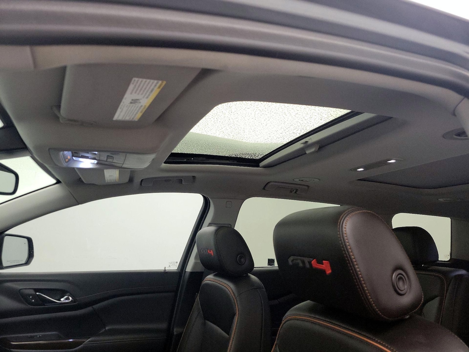 2021 GMC Acadia AT4 - Photo 20