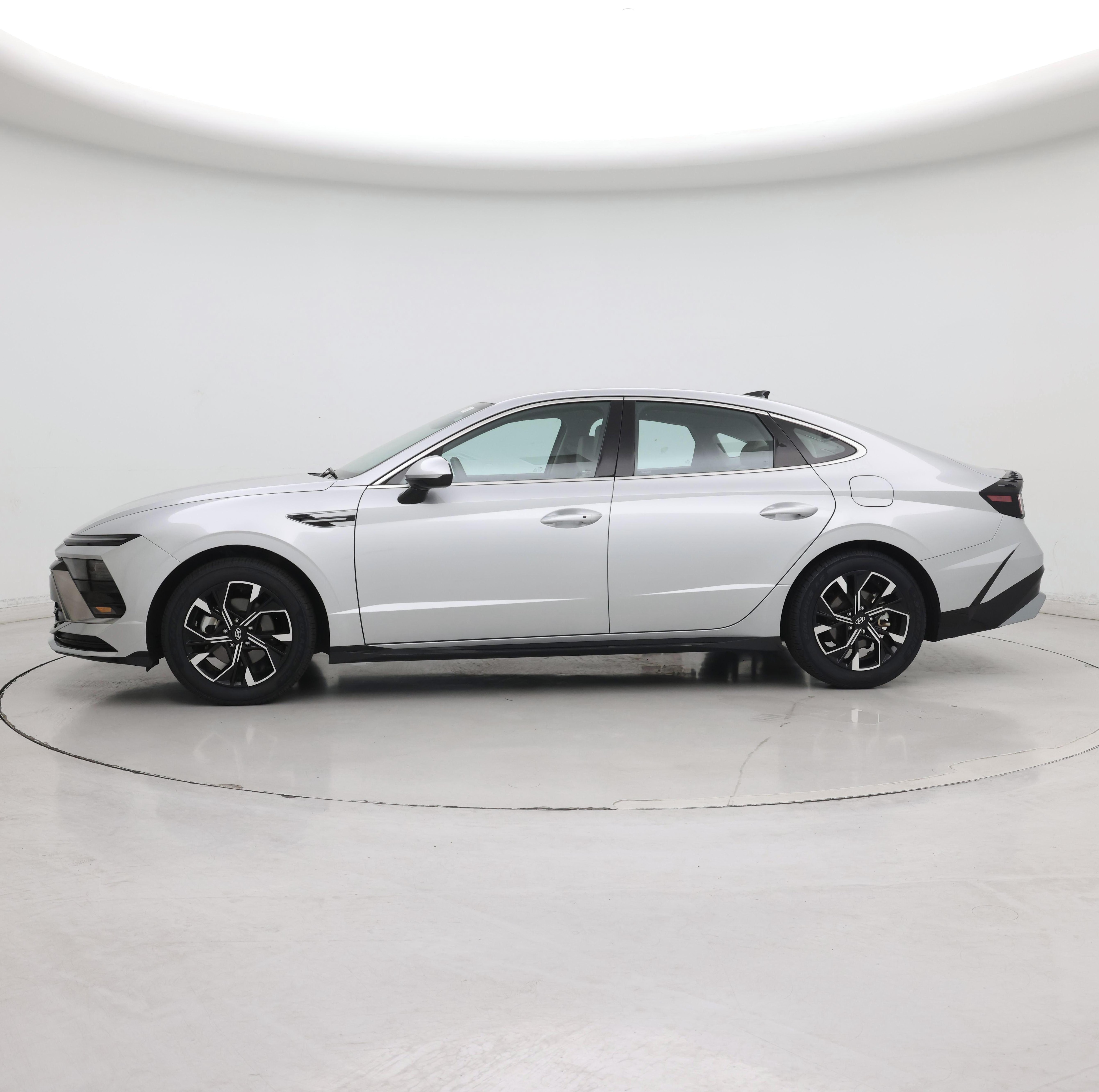 Thumbnail: 2025 Hyundai Sonata - 3
