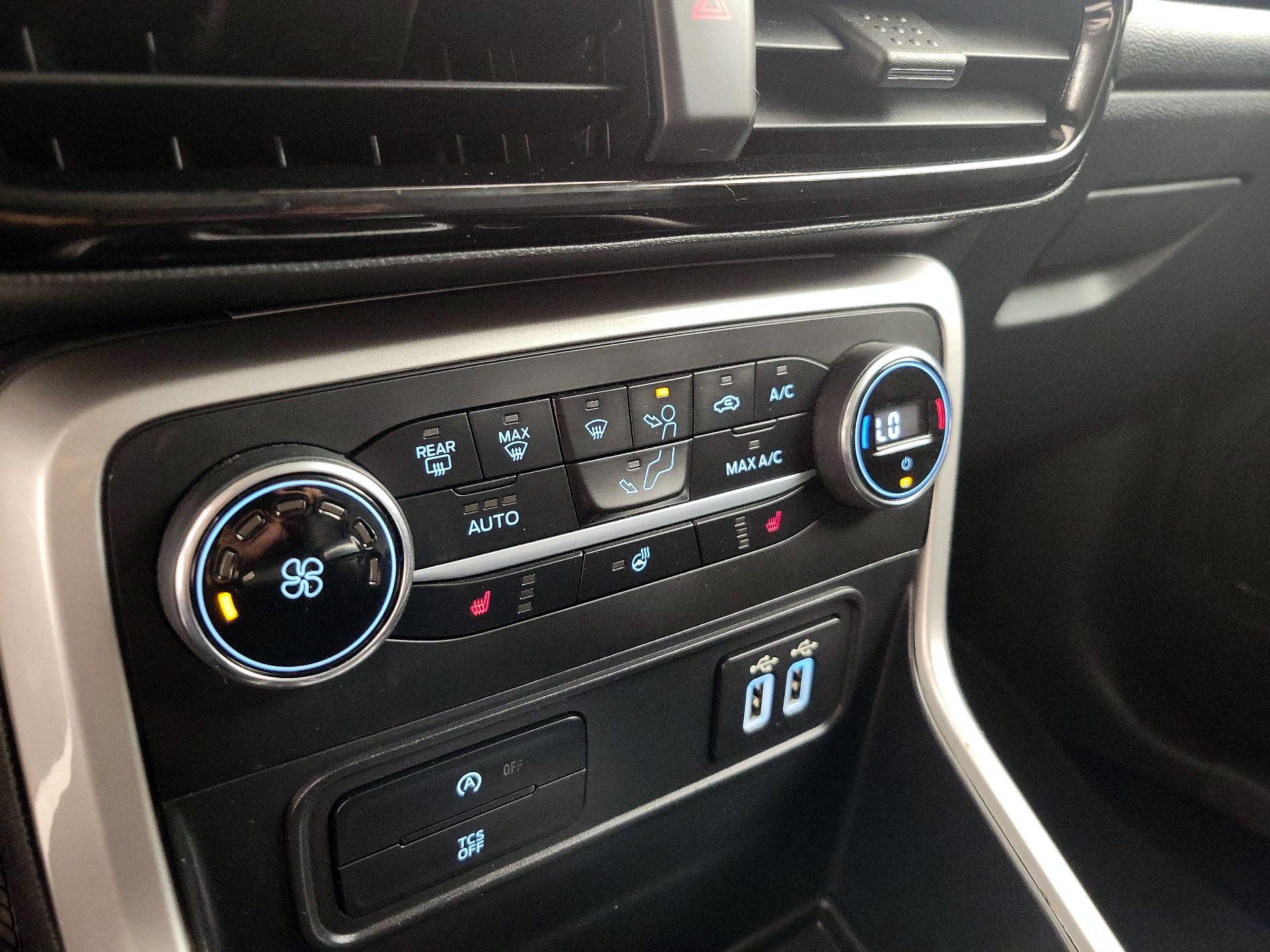 Thumbnail: 2021 Ford EcoSport - 17