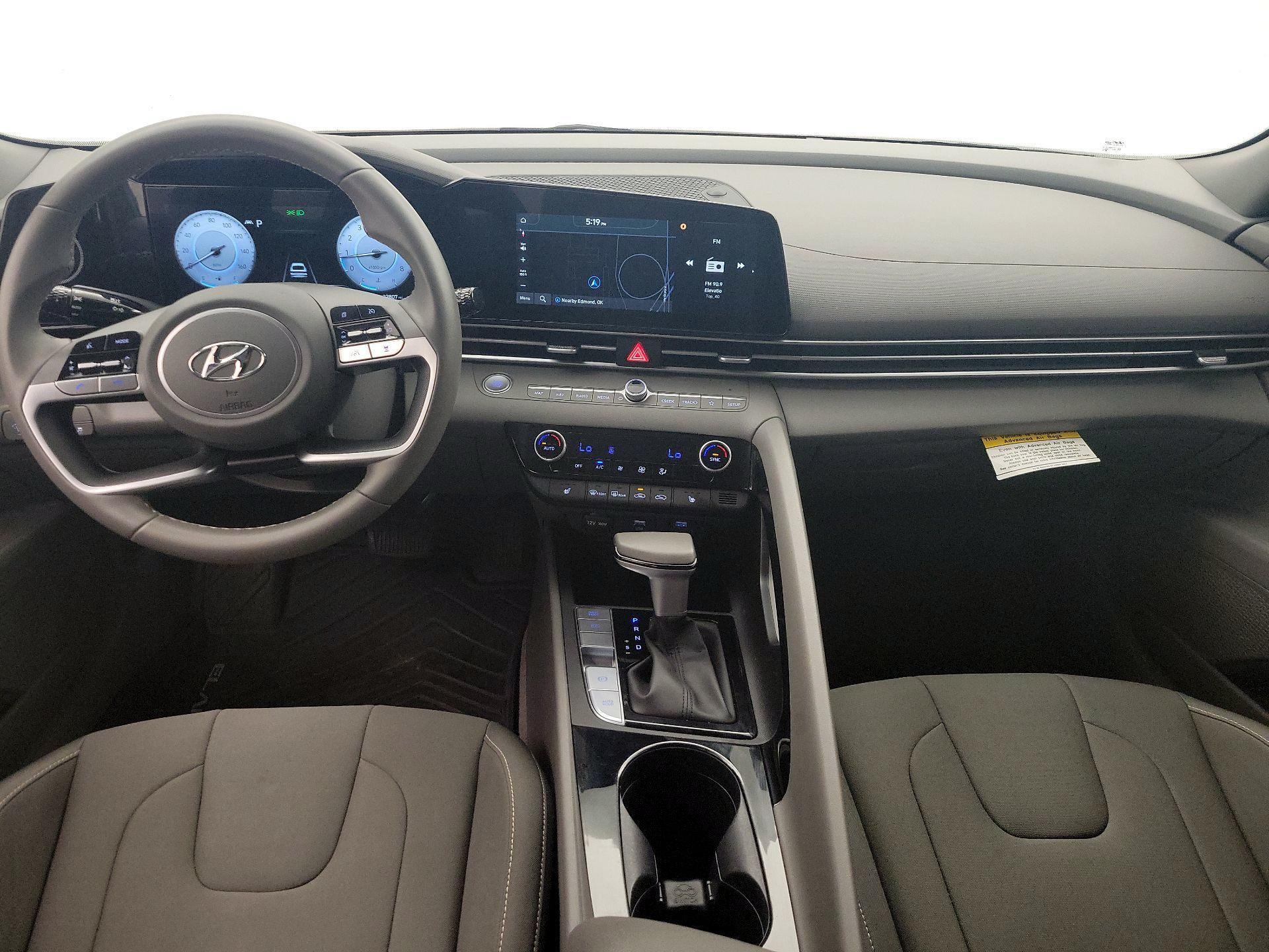 Thumbnail: 2023 Hyundai Elantra - 9