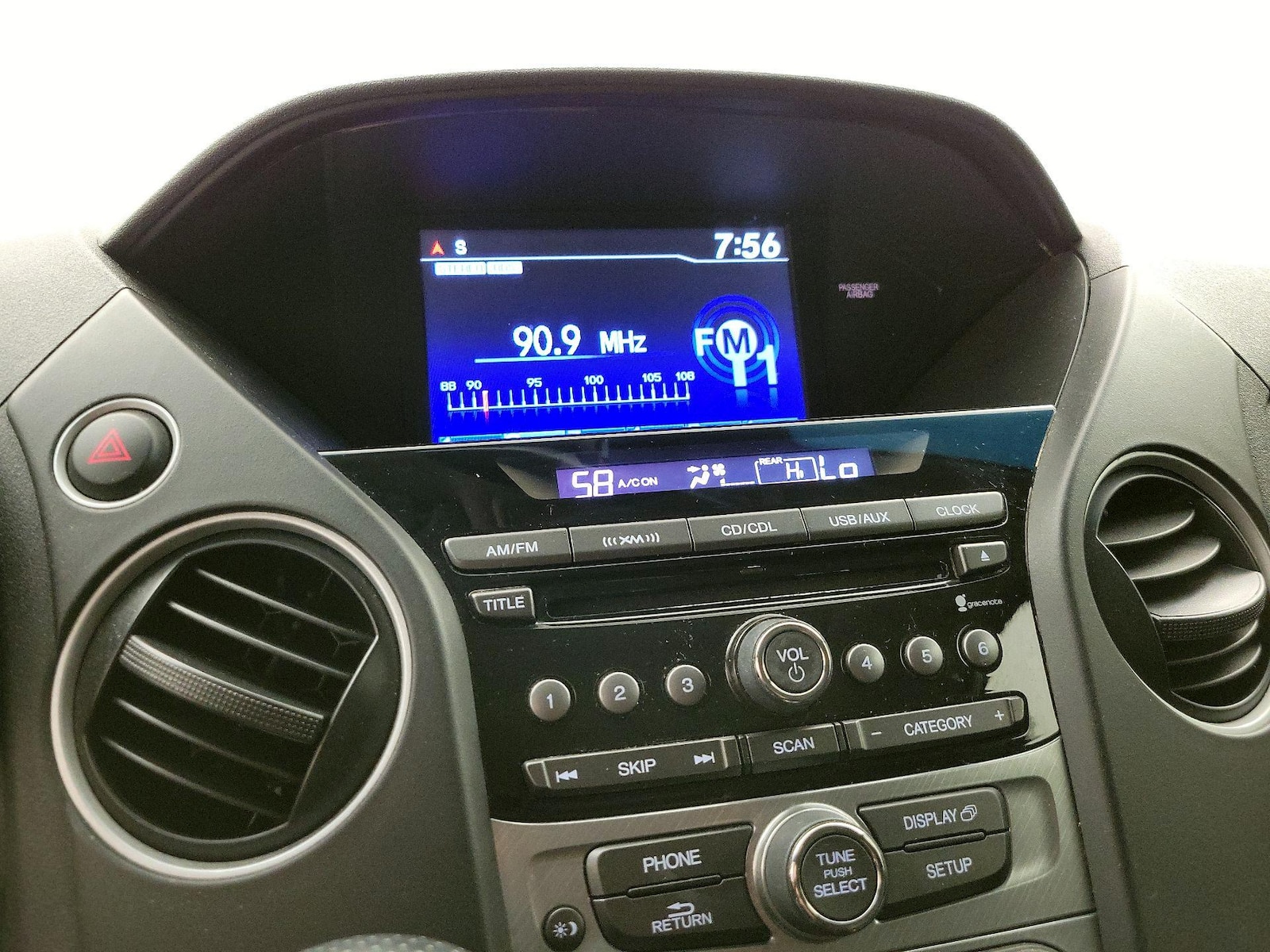 2014 Honda Pilot EX-L - Photo 16
