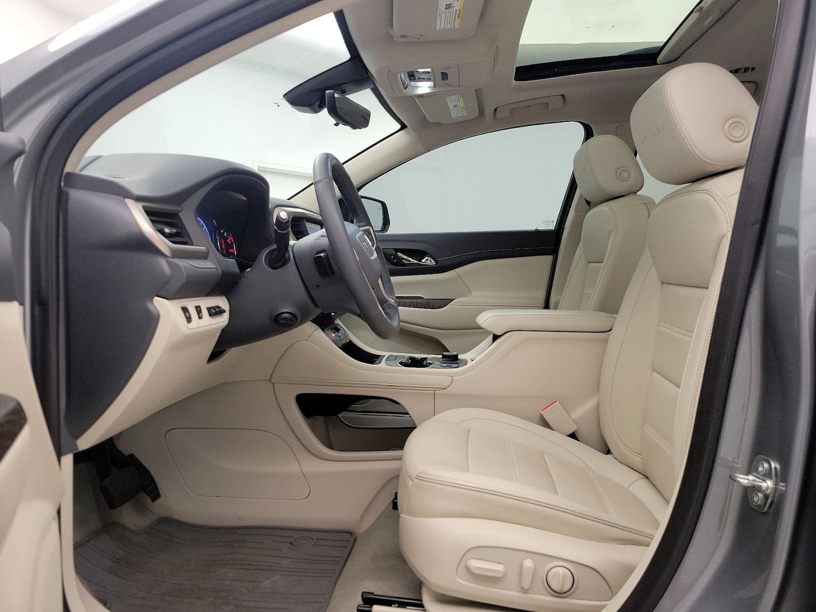 2023 GMC Acadia Denali - Photo 12