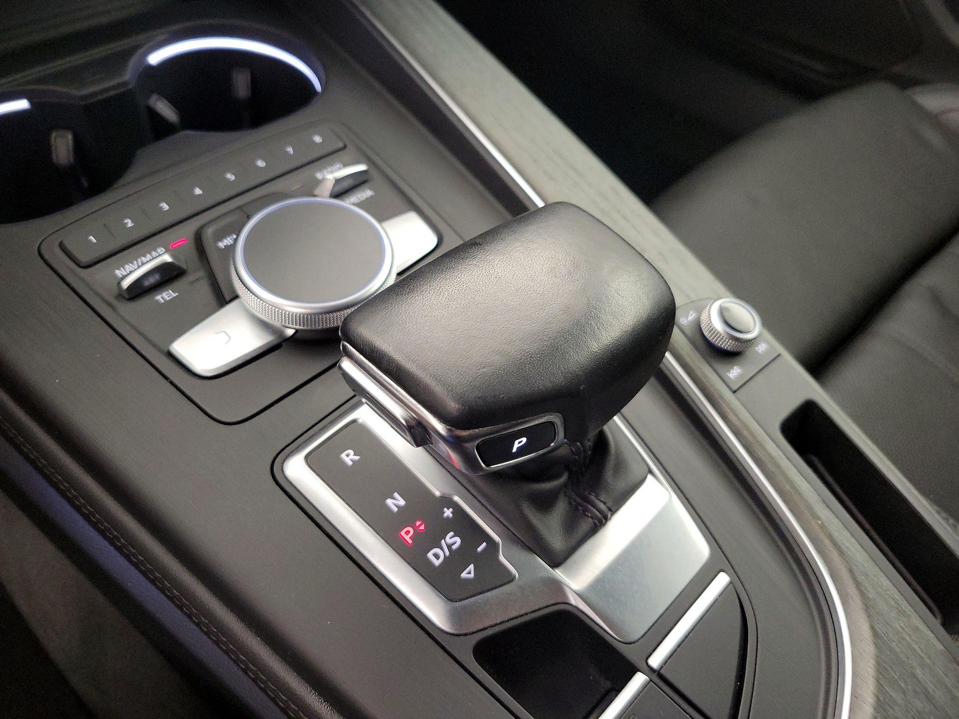 Thumbnail: 2019 Audi A4 - 18