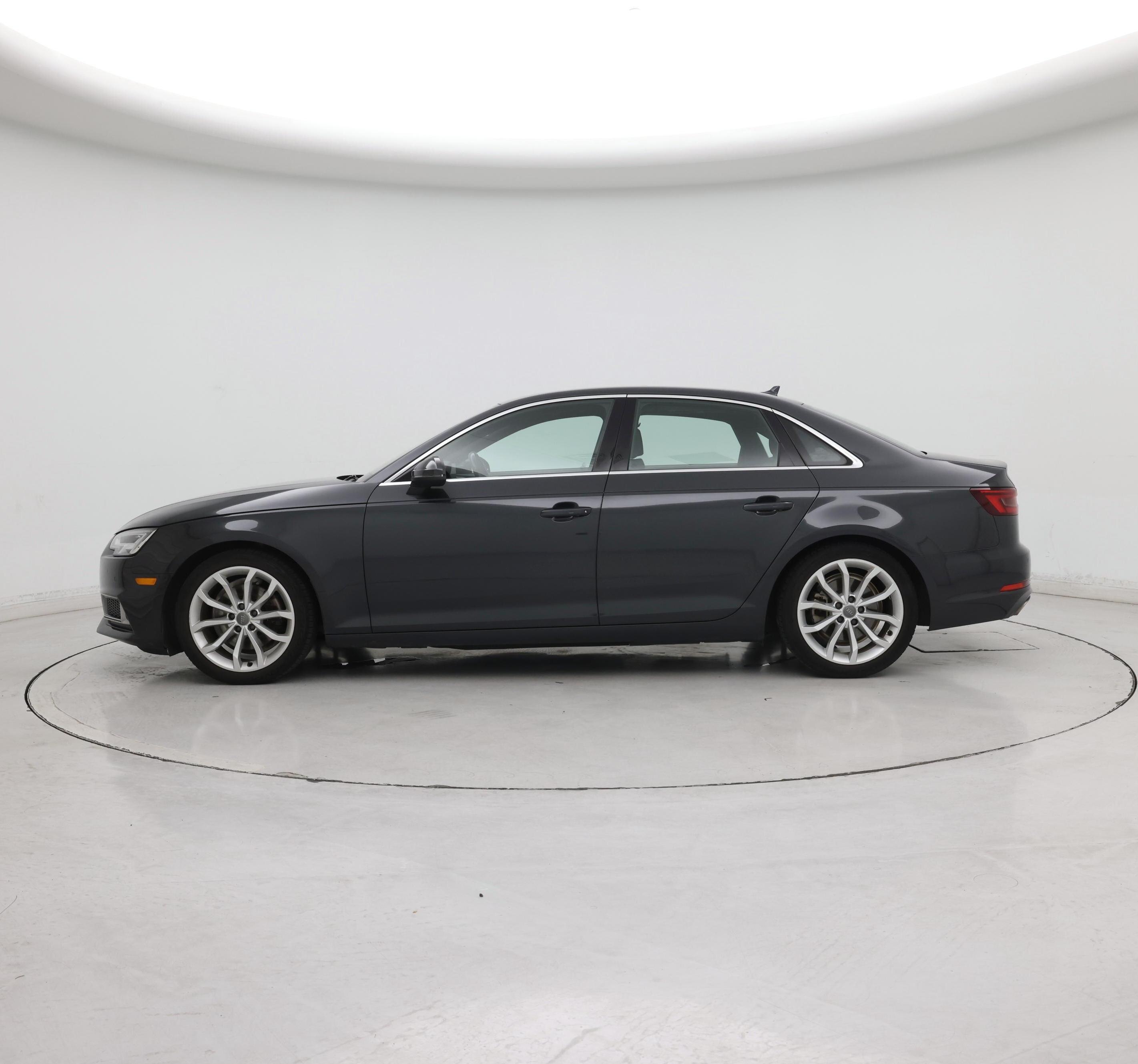 Thumbnail: 2019 Audi A4 - 3