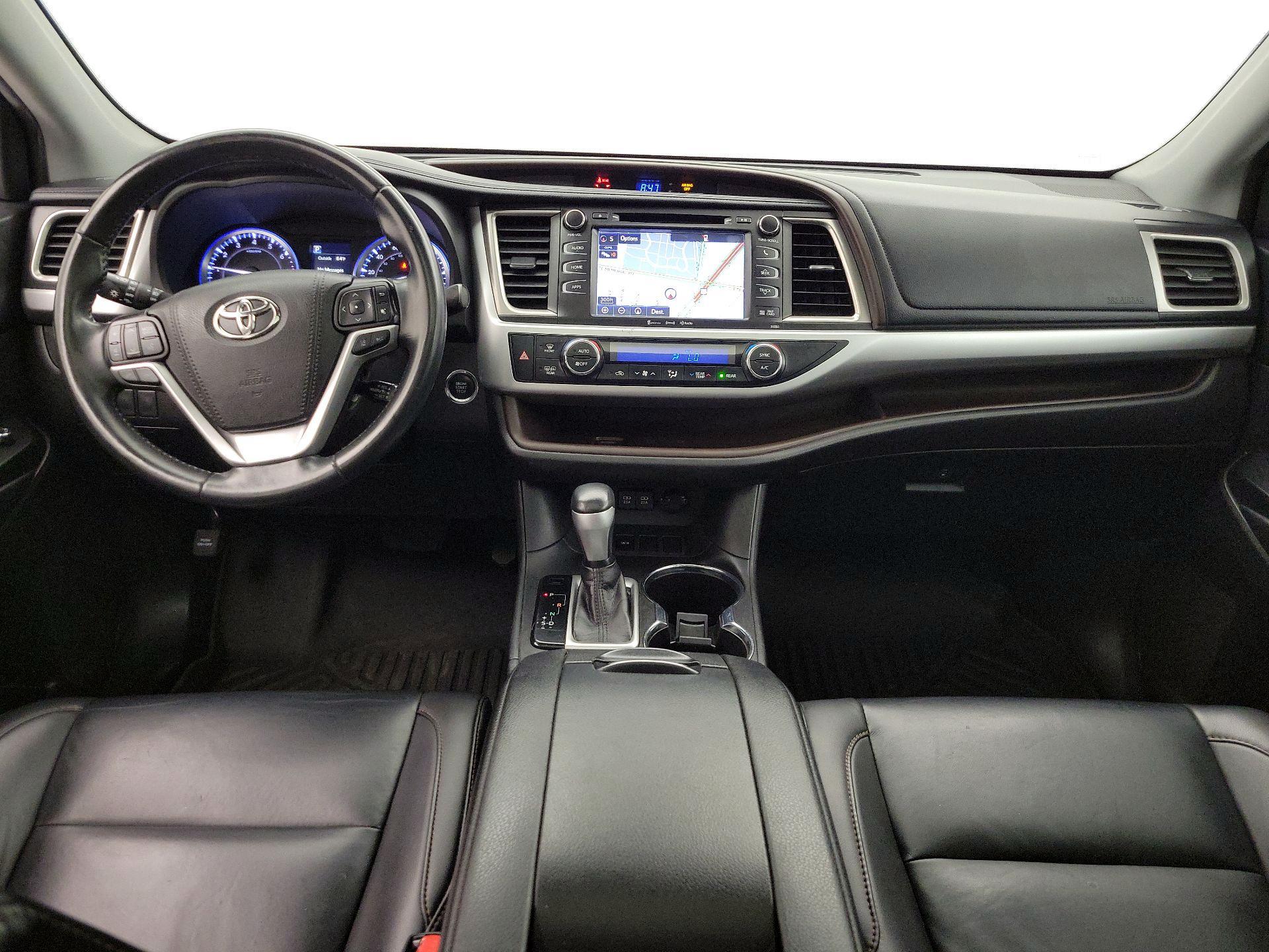 Thumbnail: 2019 Toyota Highlander - 9