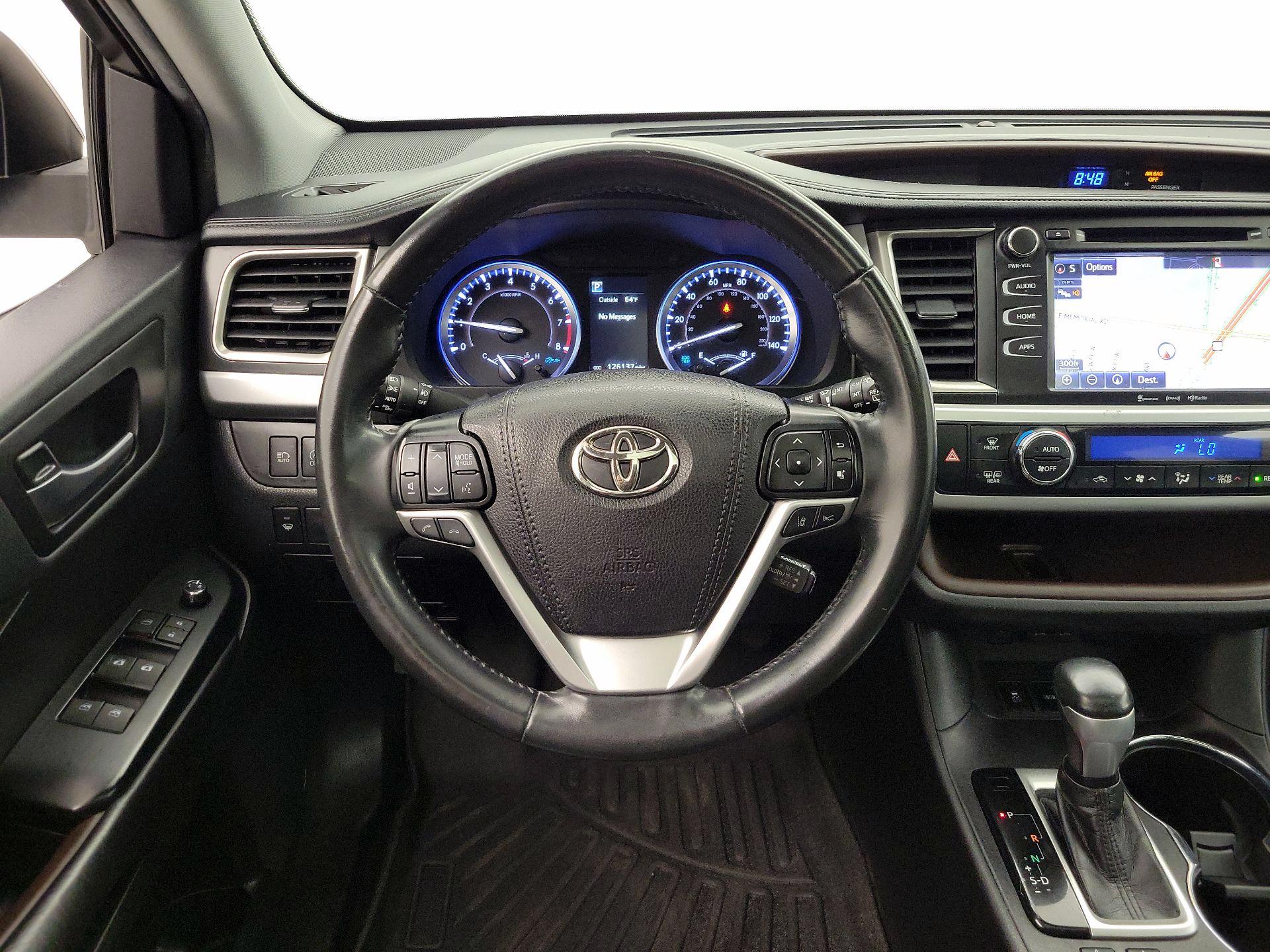 Thumbnail: 2019 Toyota Highlander - 10