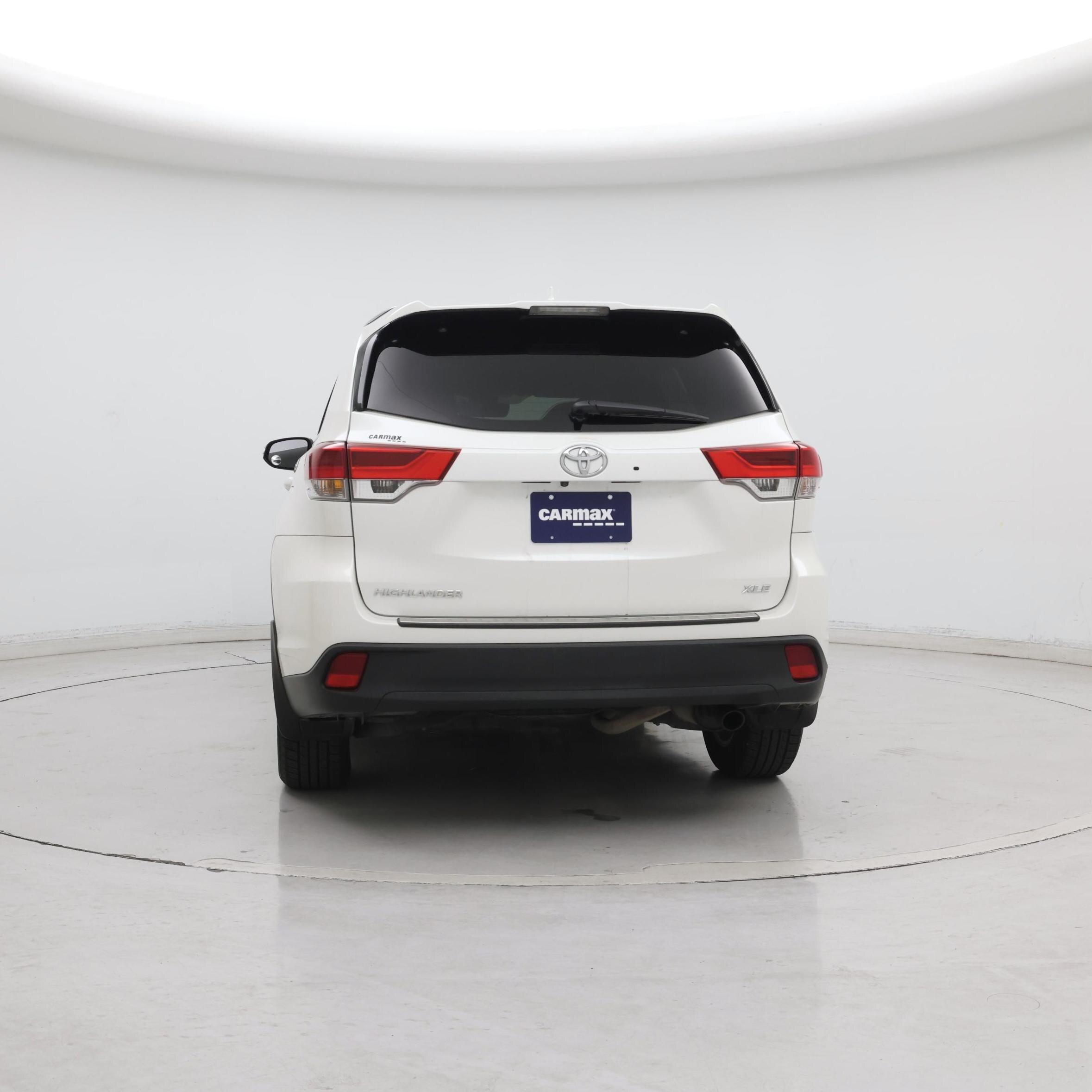 Thumbnail: 2019 Toyota Highlander - 6
