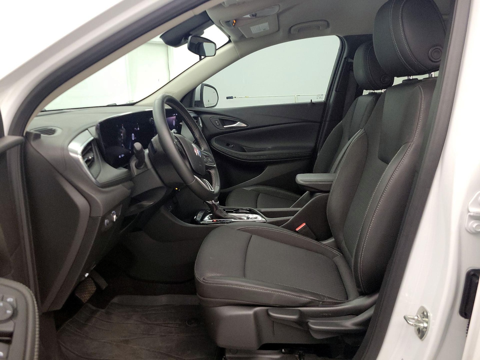 2025 Buick Encore GX Preferred - Photo 12