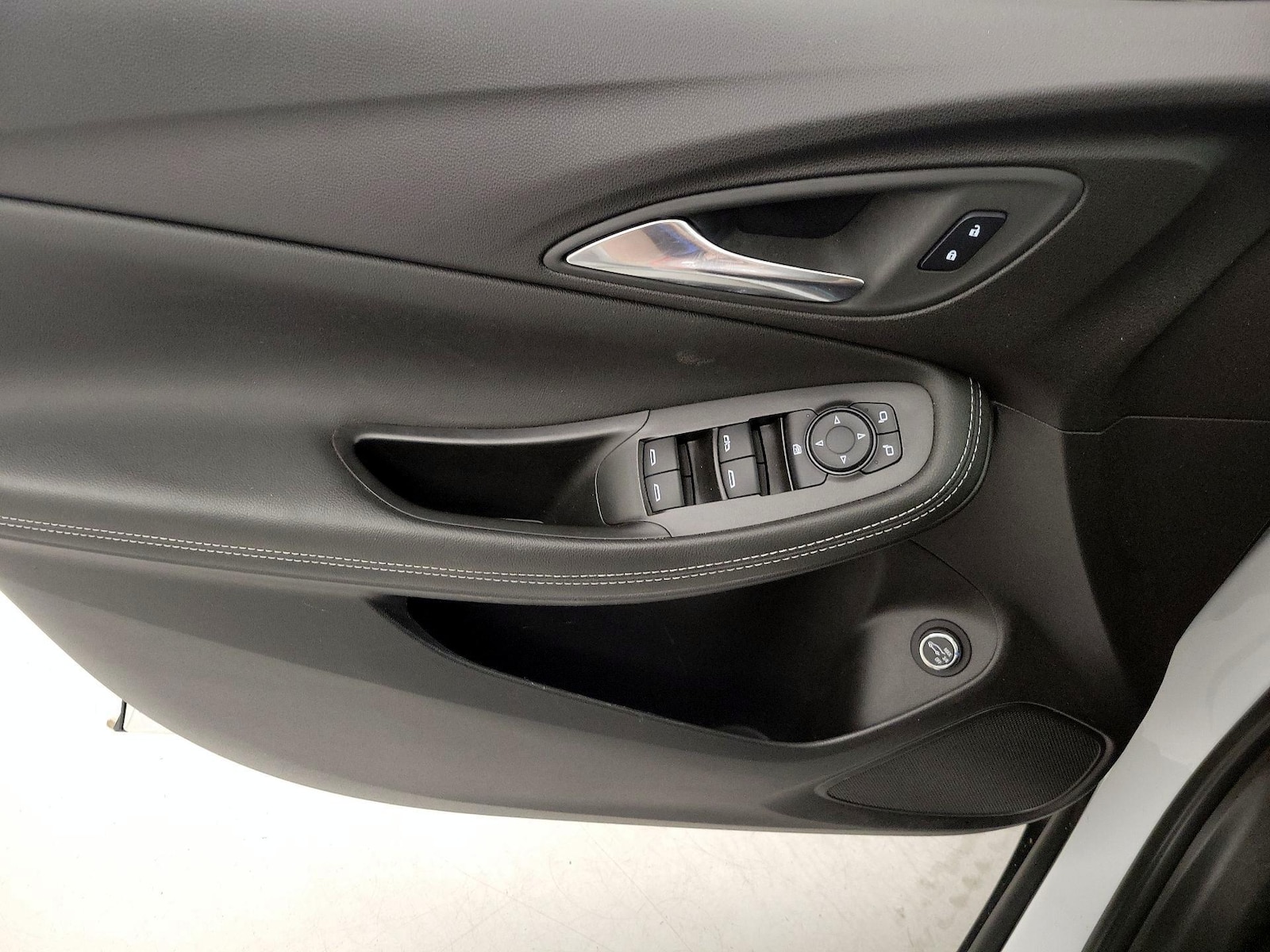2025 Buick Encore GX Preferred - Photo 13