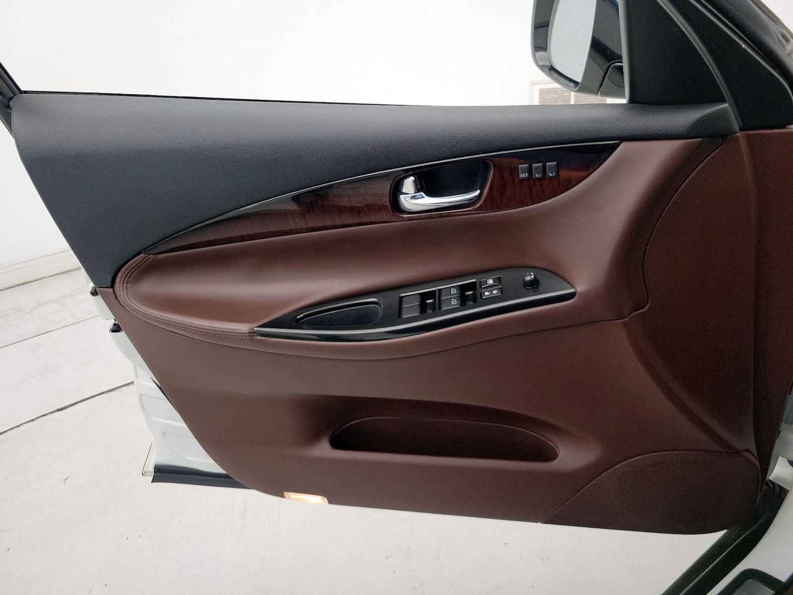2016 INFINITI QX50 Base - Photo 13