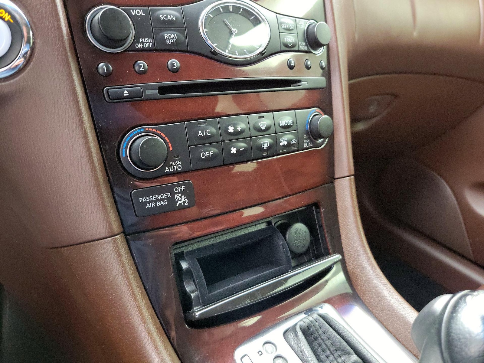 2016 INFINITI QX50 Base - Photo 18