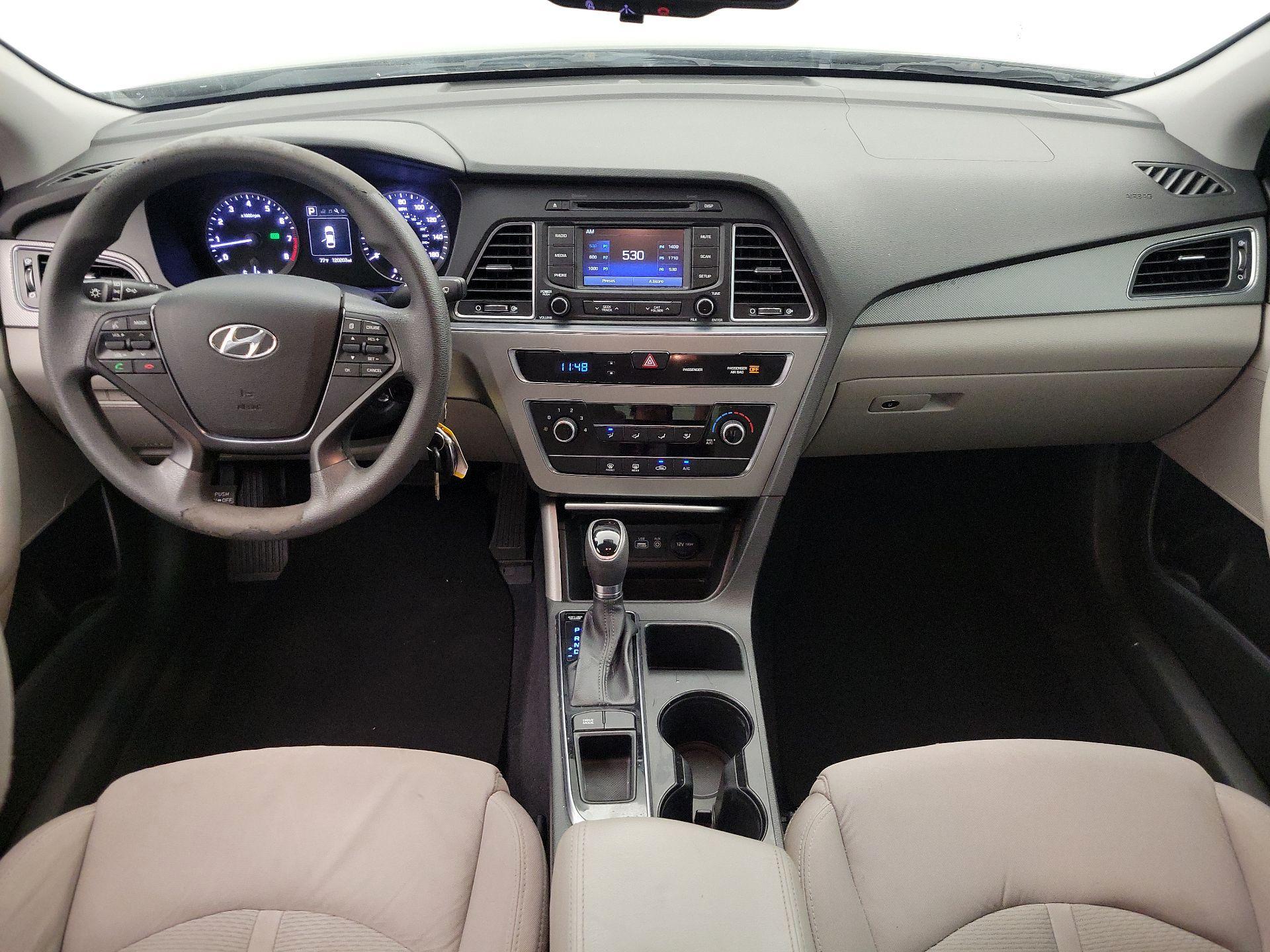 Thumbnail: 2015 Hyundai Sonata - 9