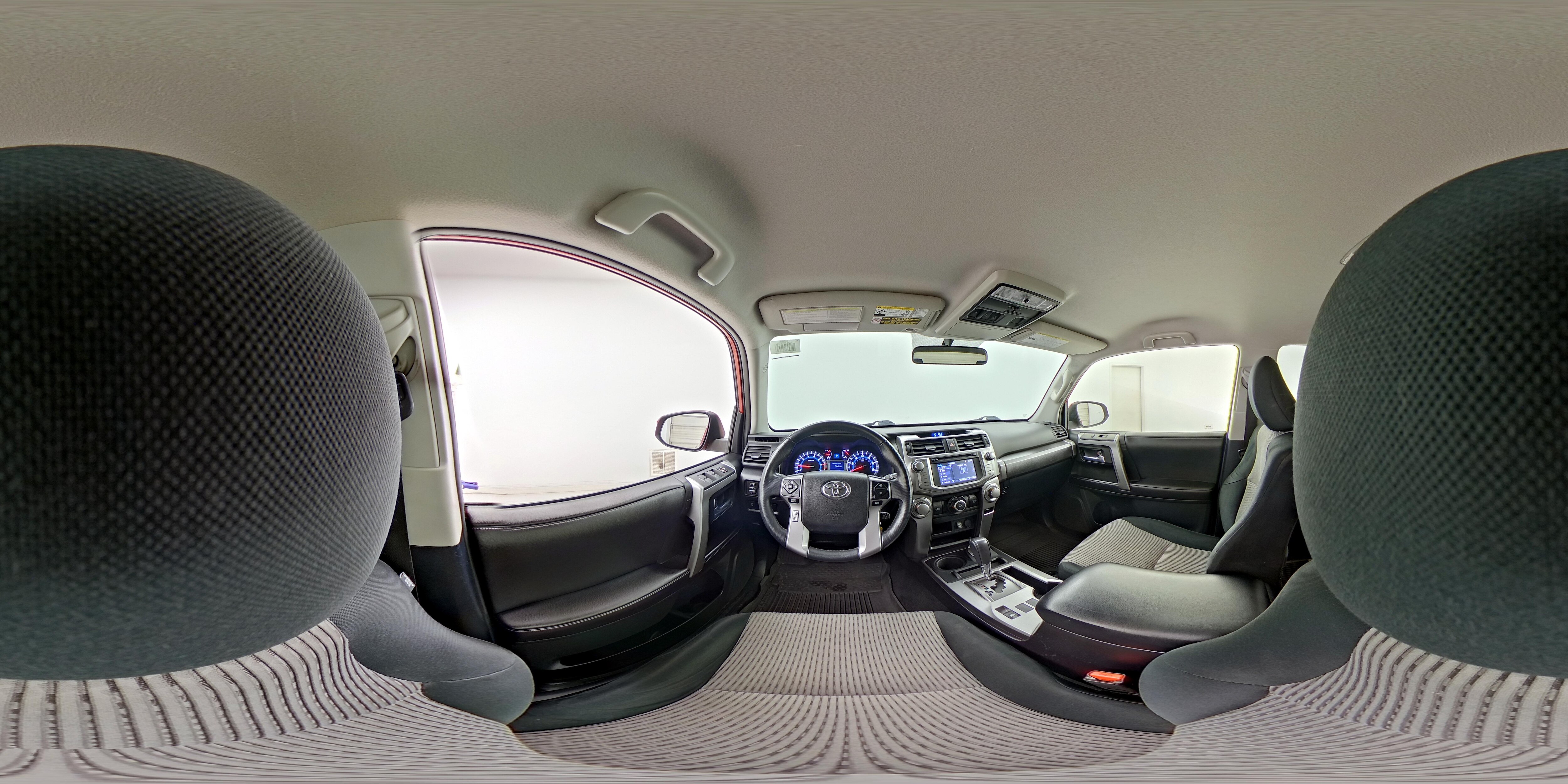 2016 Toyota 4Runner SR5 - Photo 26
