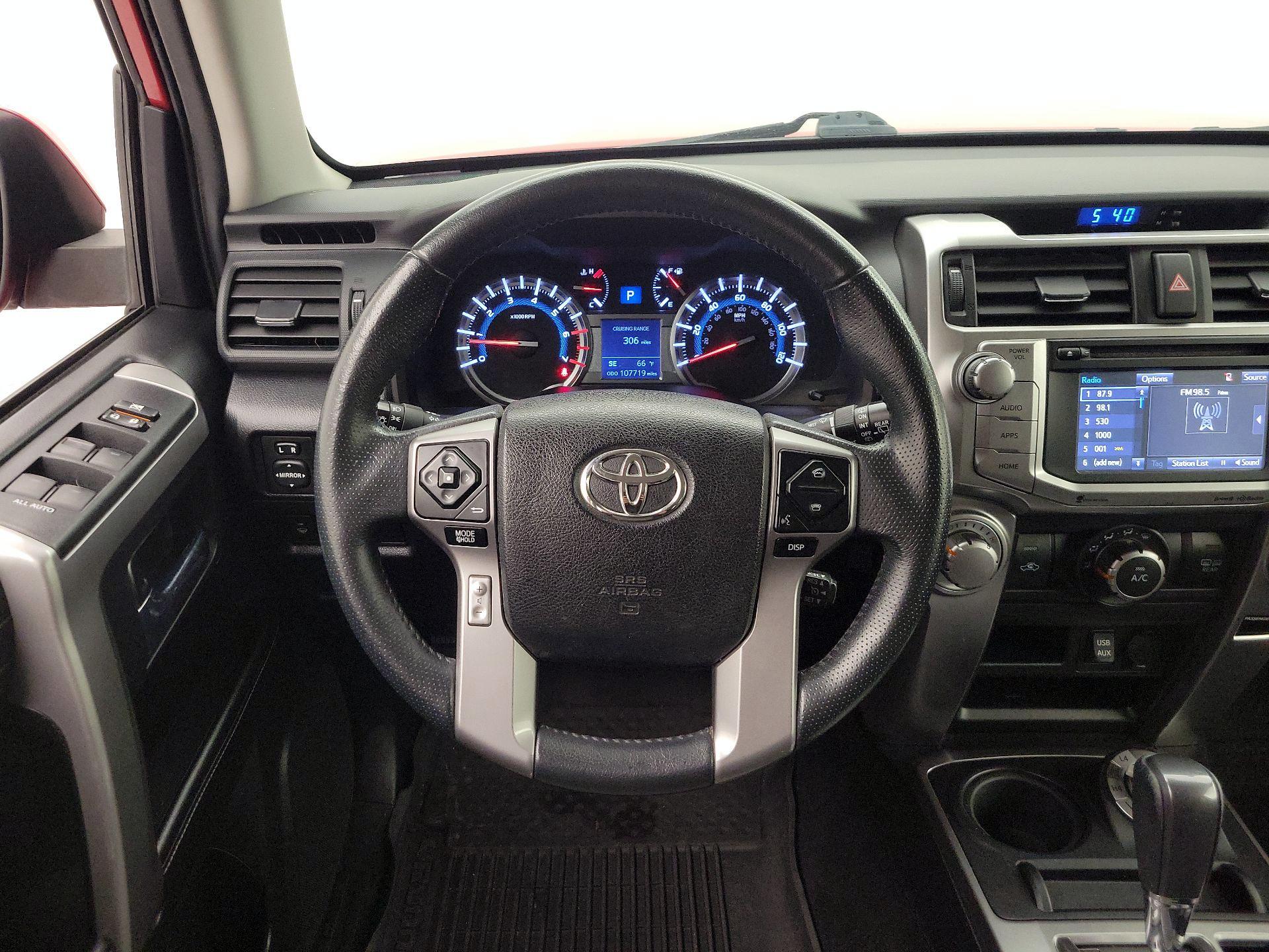 Thumbnail: 2016 Toyota 4Runner - 10