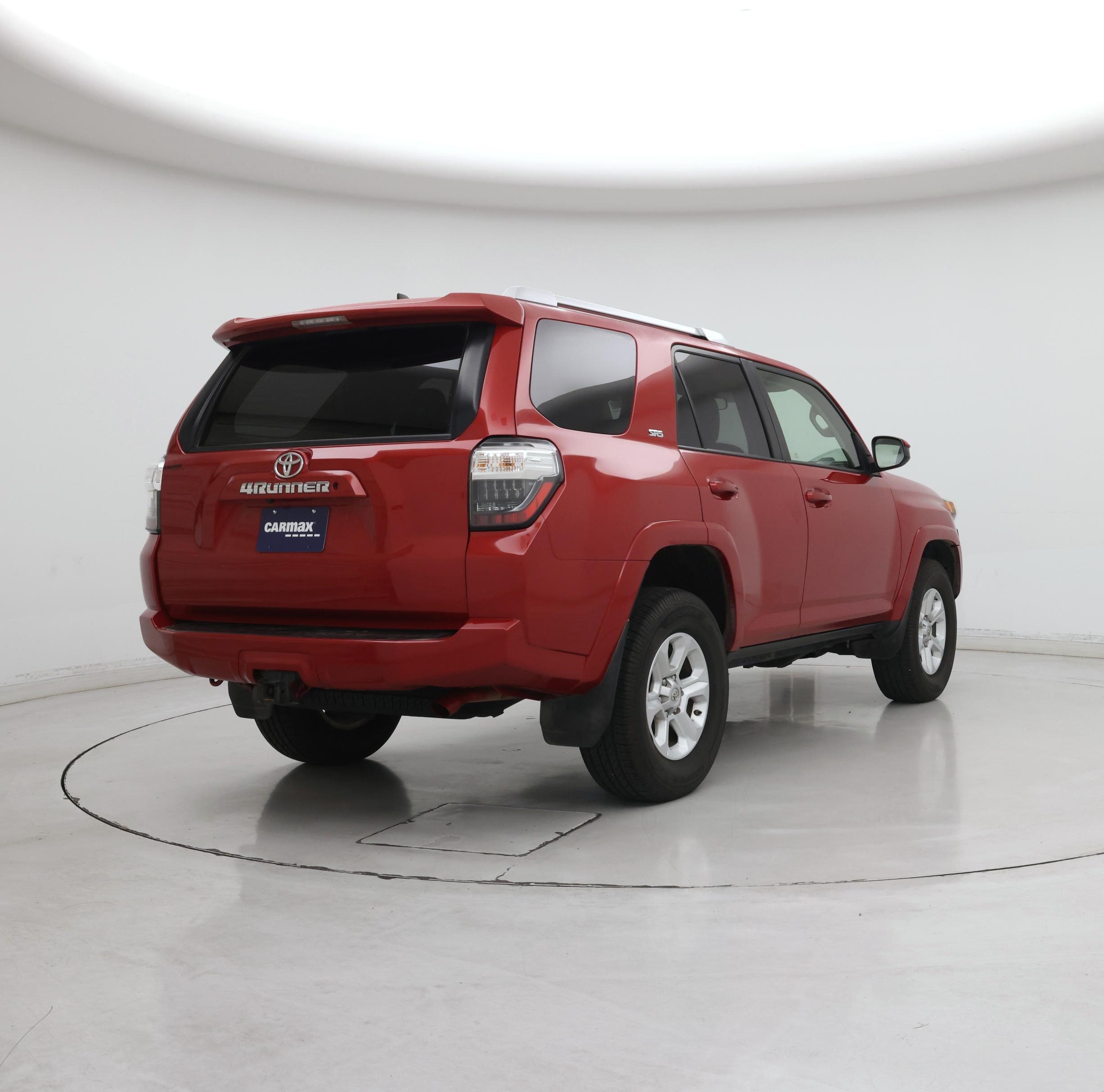 Thumbnail: 2016 Toyota 4Runner - 8