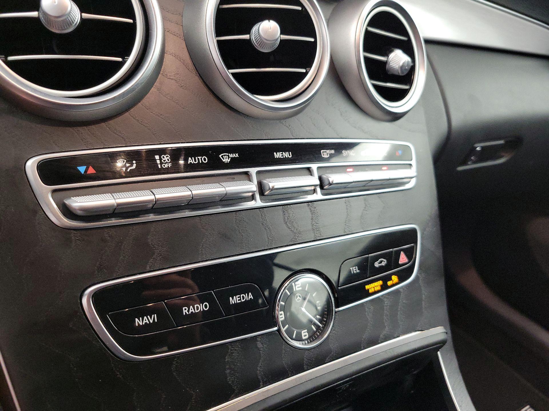 Thumbnail: 2019 Mercedes-Benz C-Class - 17