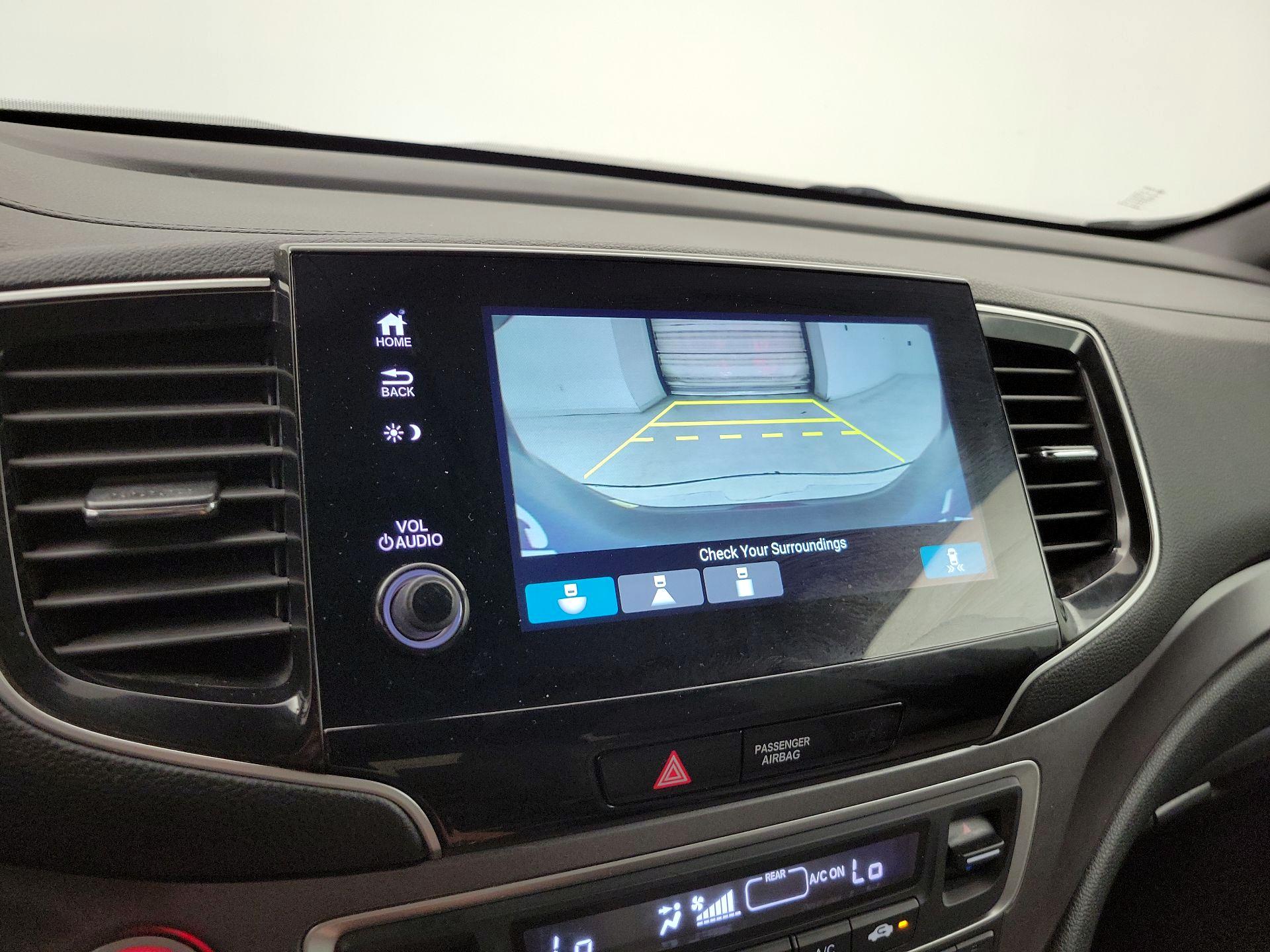 Thumbnail: 2020 Honda Passport - 14