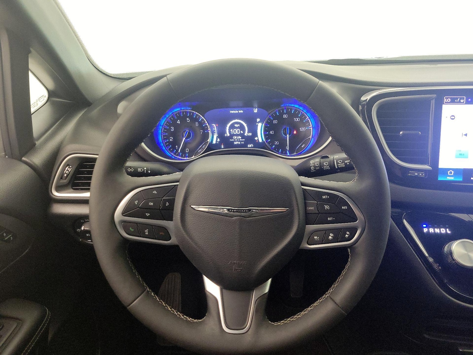 2025 Chrysler Pacifica Select - Photo 11