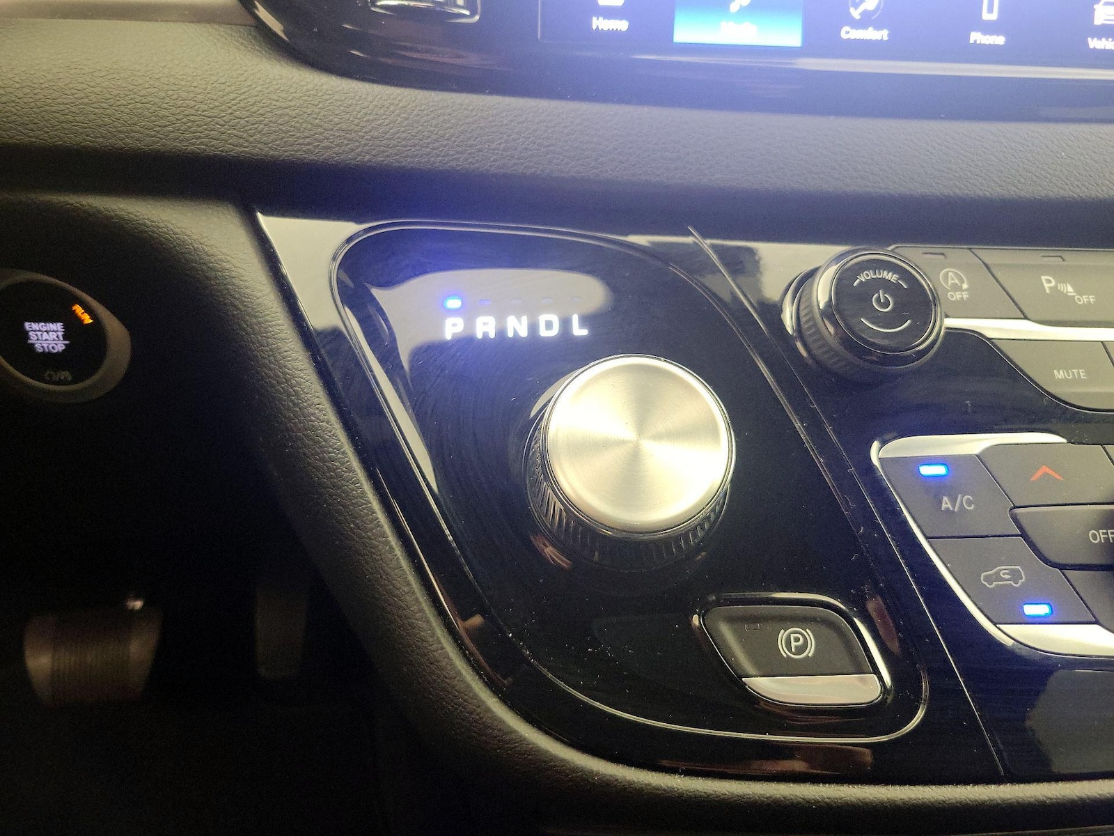 2025 Chrysler Pacifica Select - Photo 18