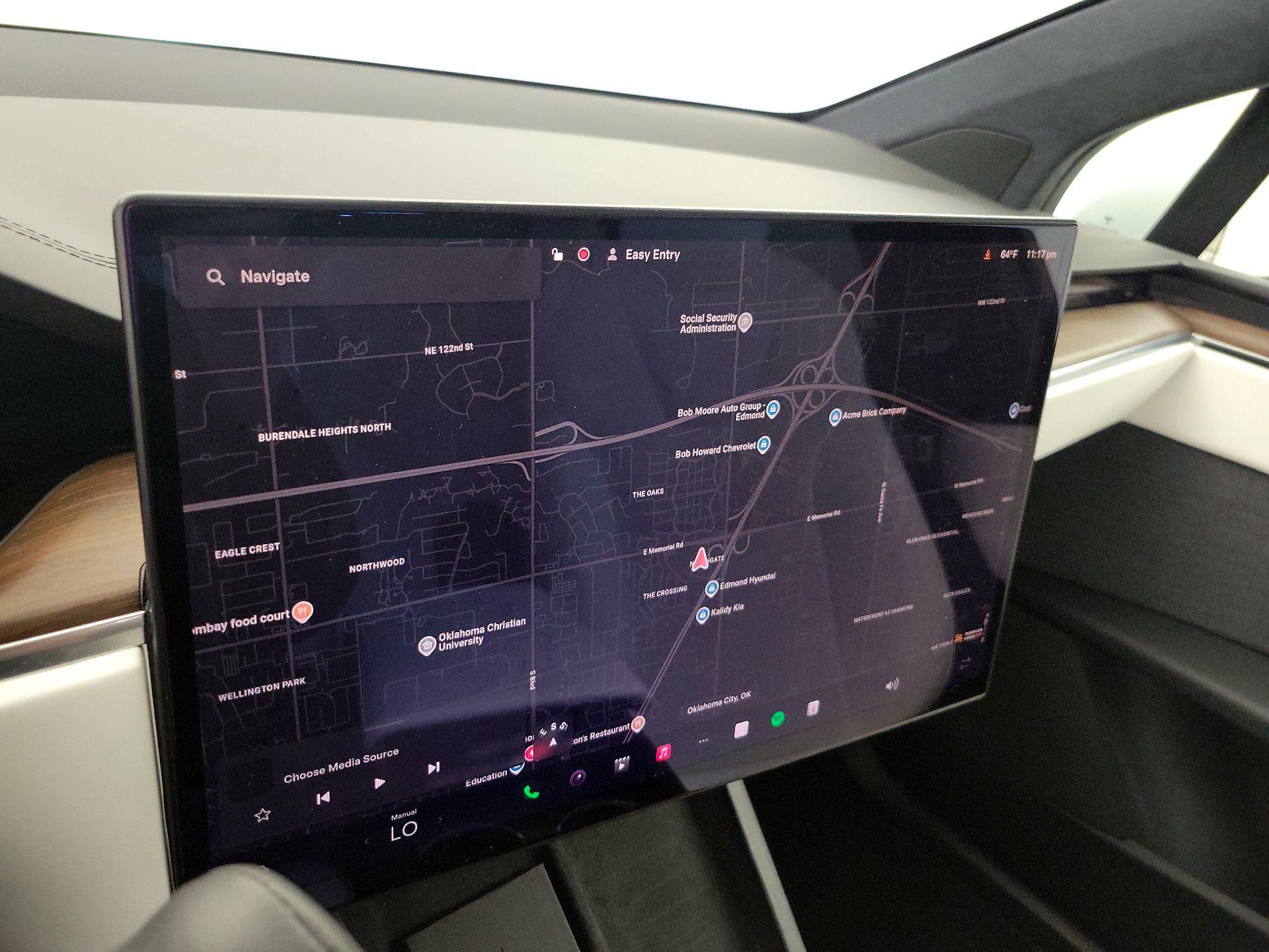 Thumbnail: 2023 Tesla Model X - 13