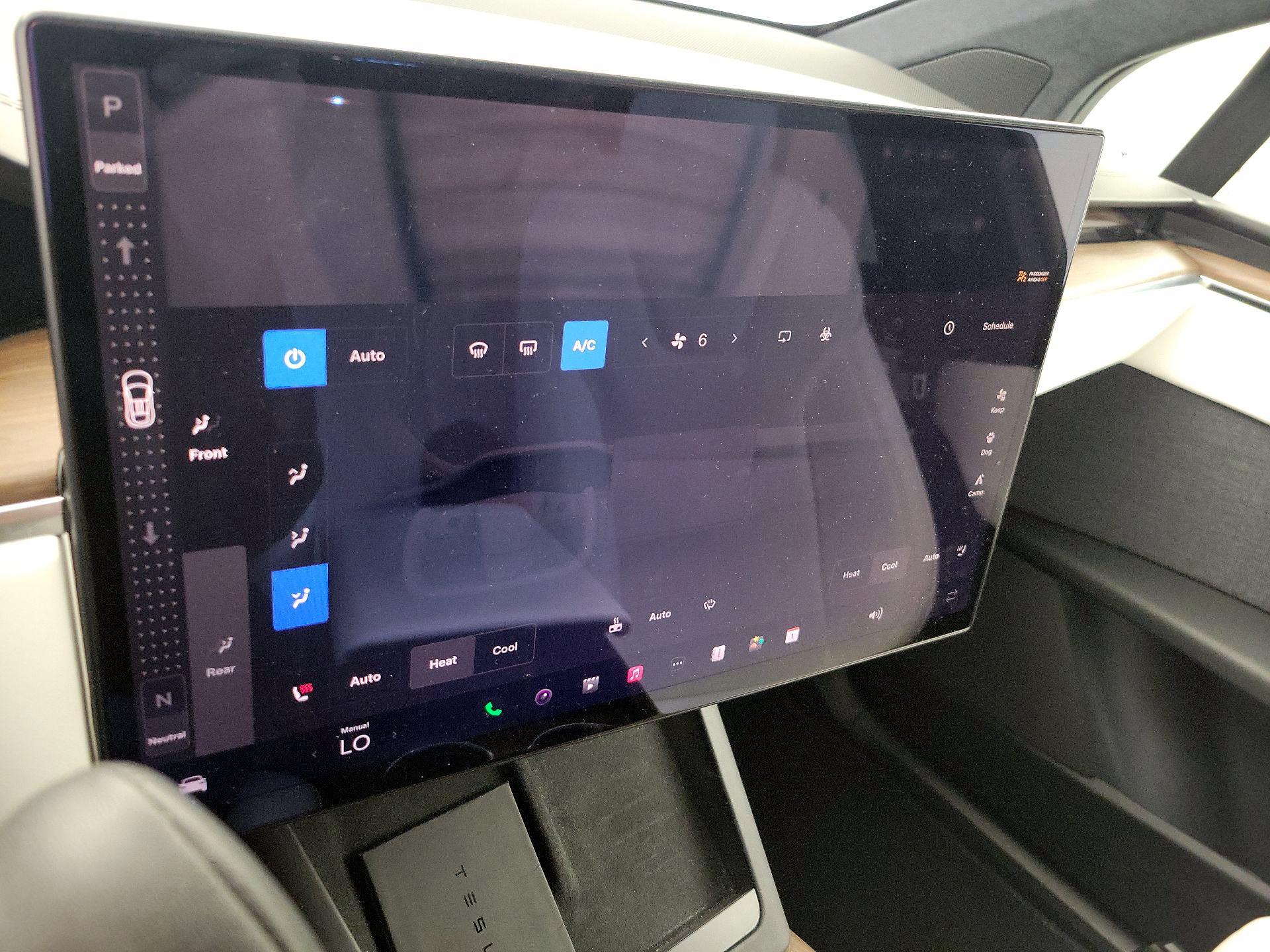 Thumbnail: 2023 Tesla Model X - 16