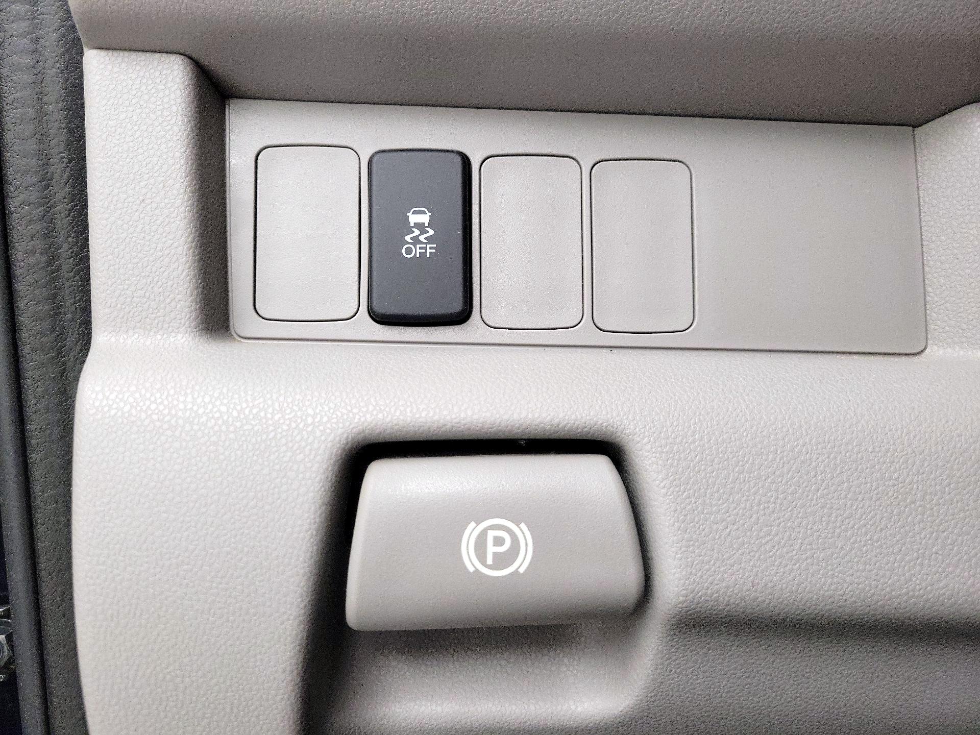 Thumbnail: 2015 Honda Pilot - 13