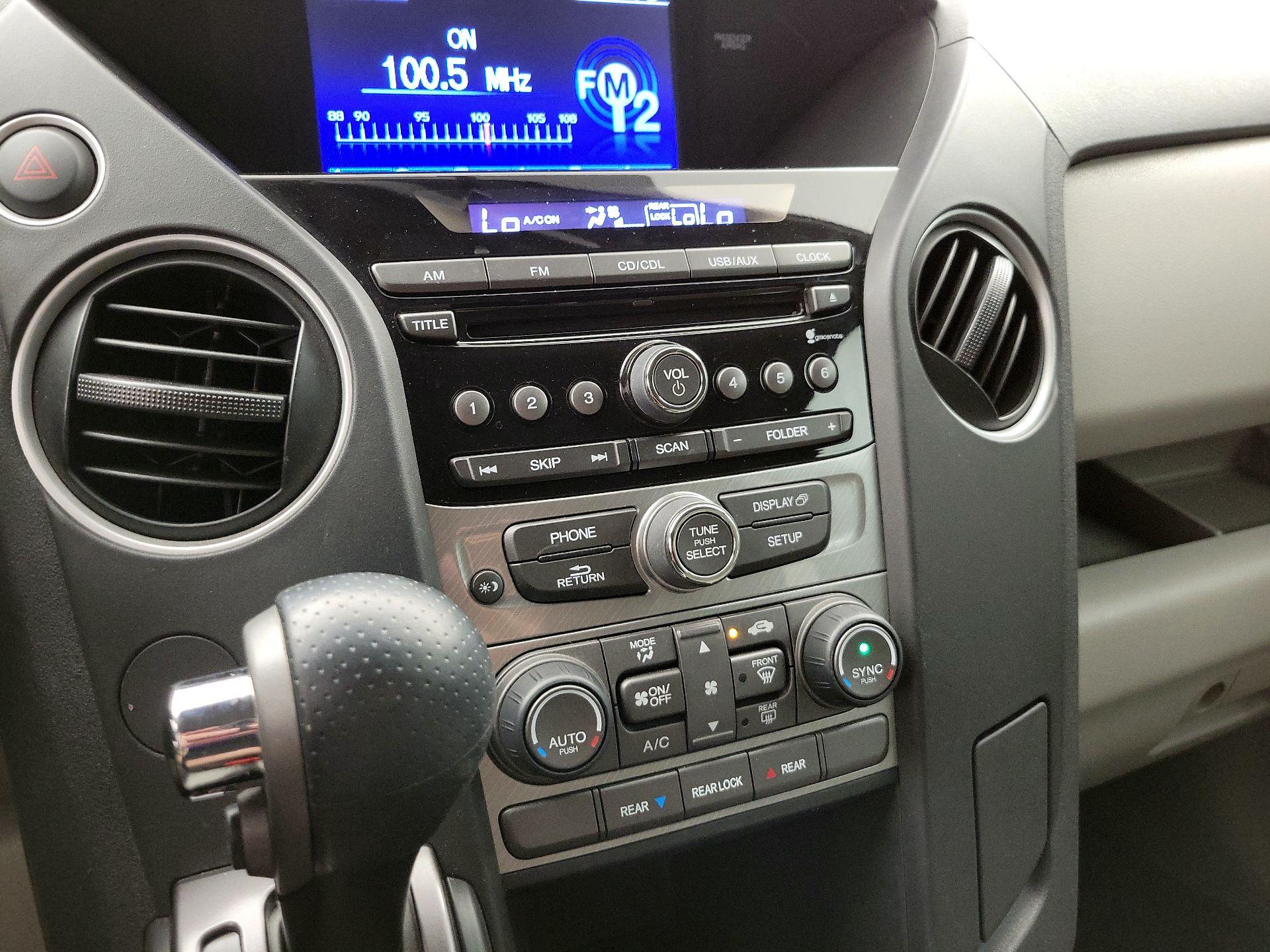 Thumbnail: 2015 Honda Pilot - 16