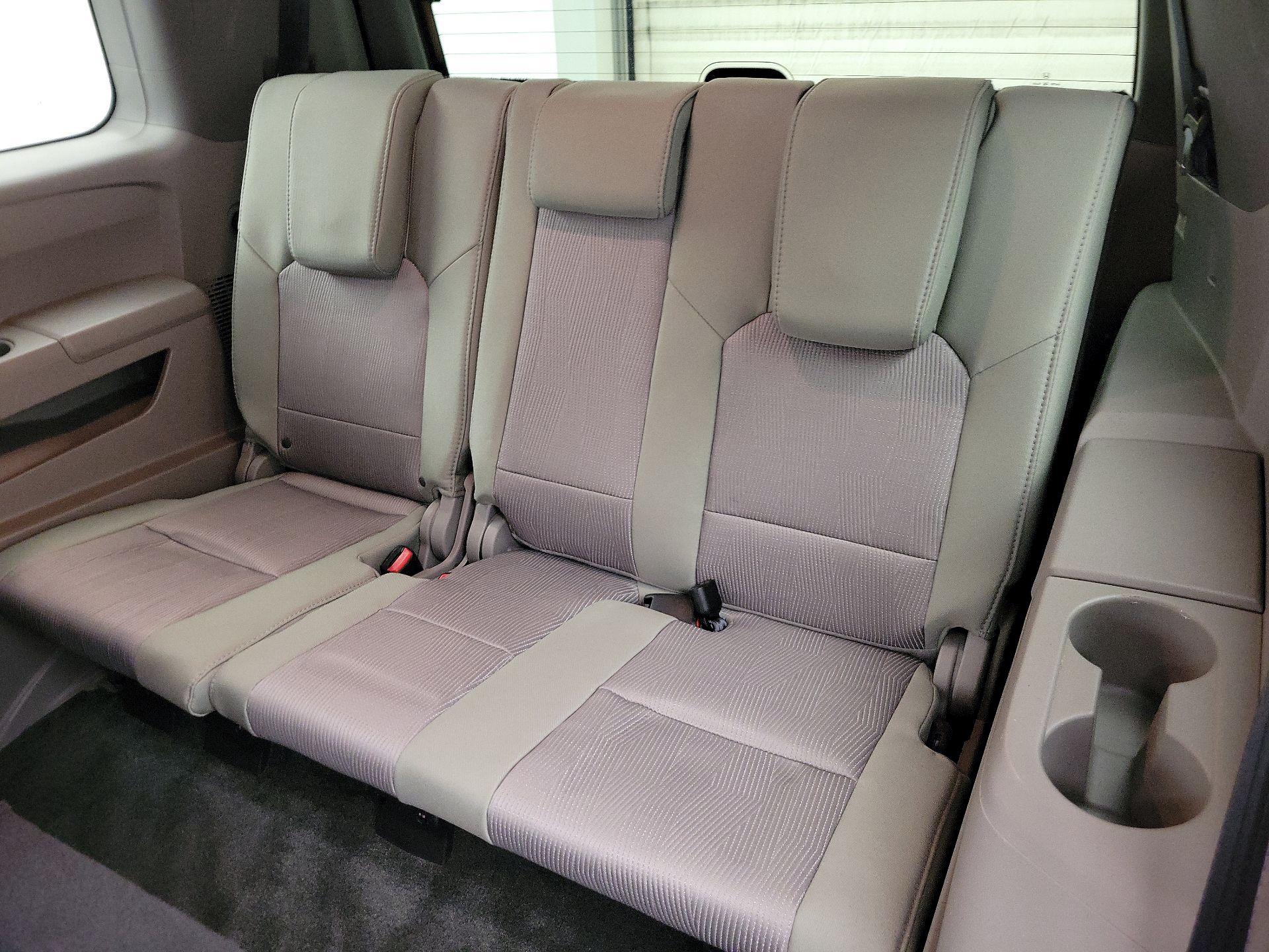 Thumbnail: 2015 Honda Pilot - 20