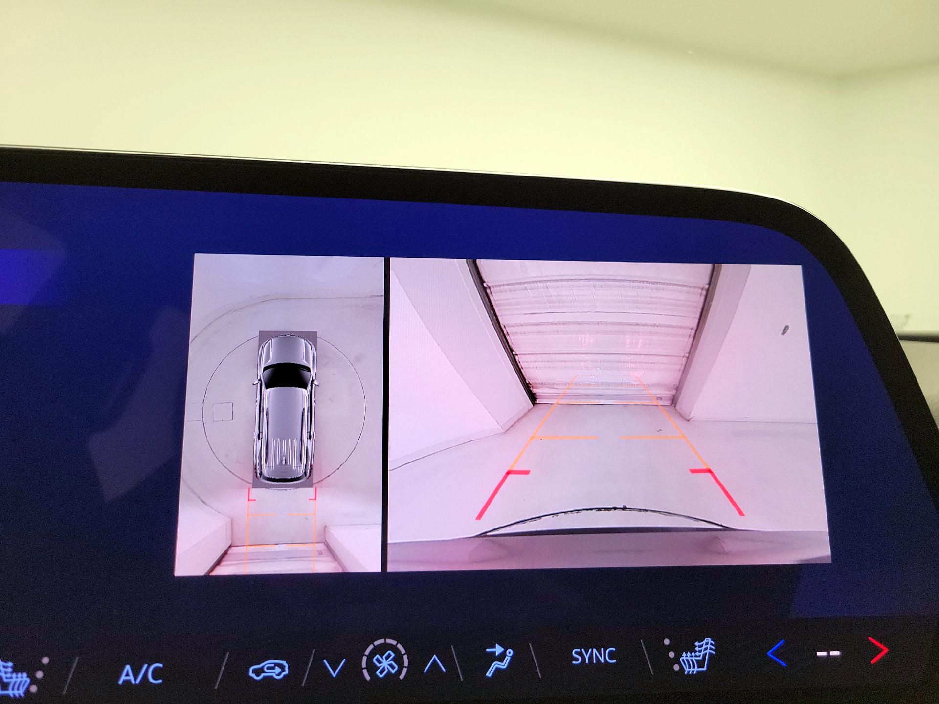 Thumbnail: 2025 Chevrolet Traverse - 15