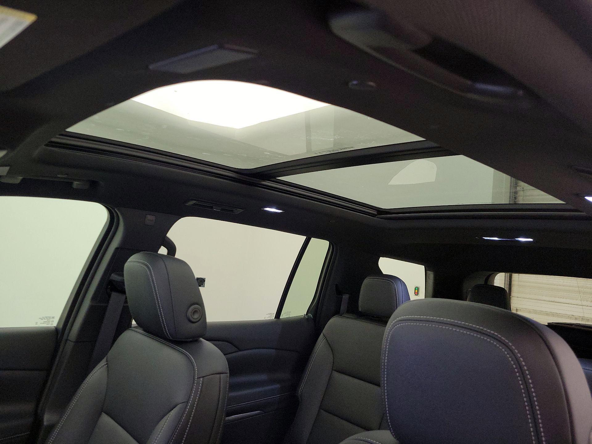 Thumbnail: 2025 Chevrolet Traverse - 20