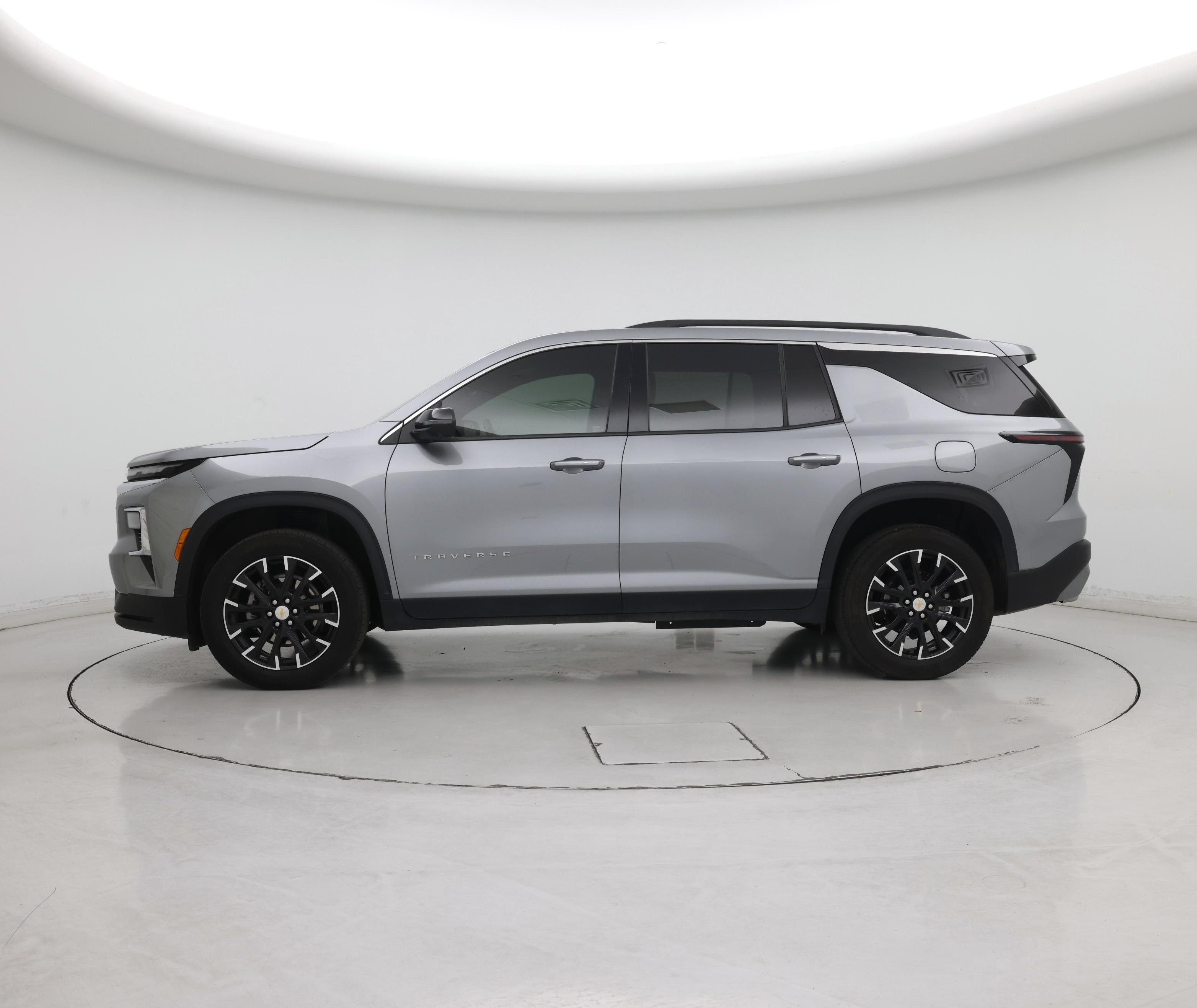 Thumbnail: 2025 Chevrolet Traverse - 3