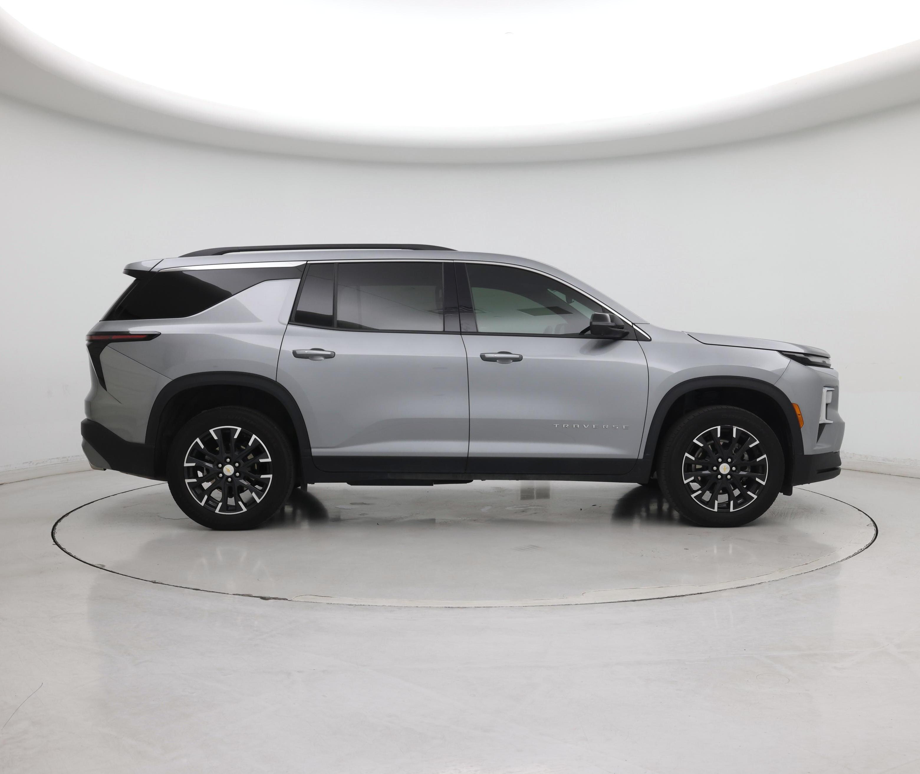 Thumbnail: 2025 Chevrolet Traverse - 7
