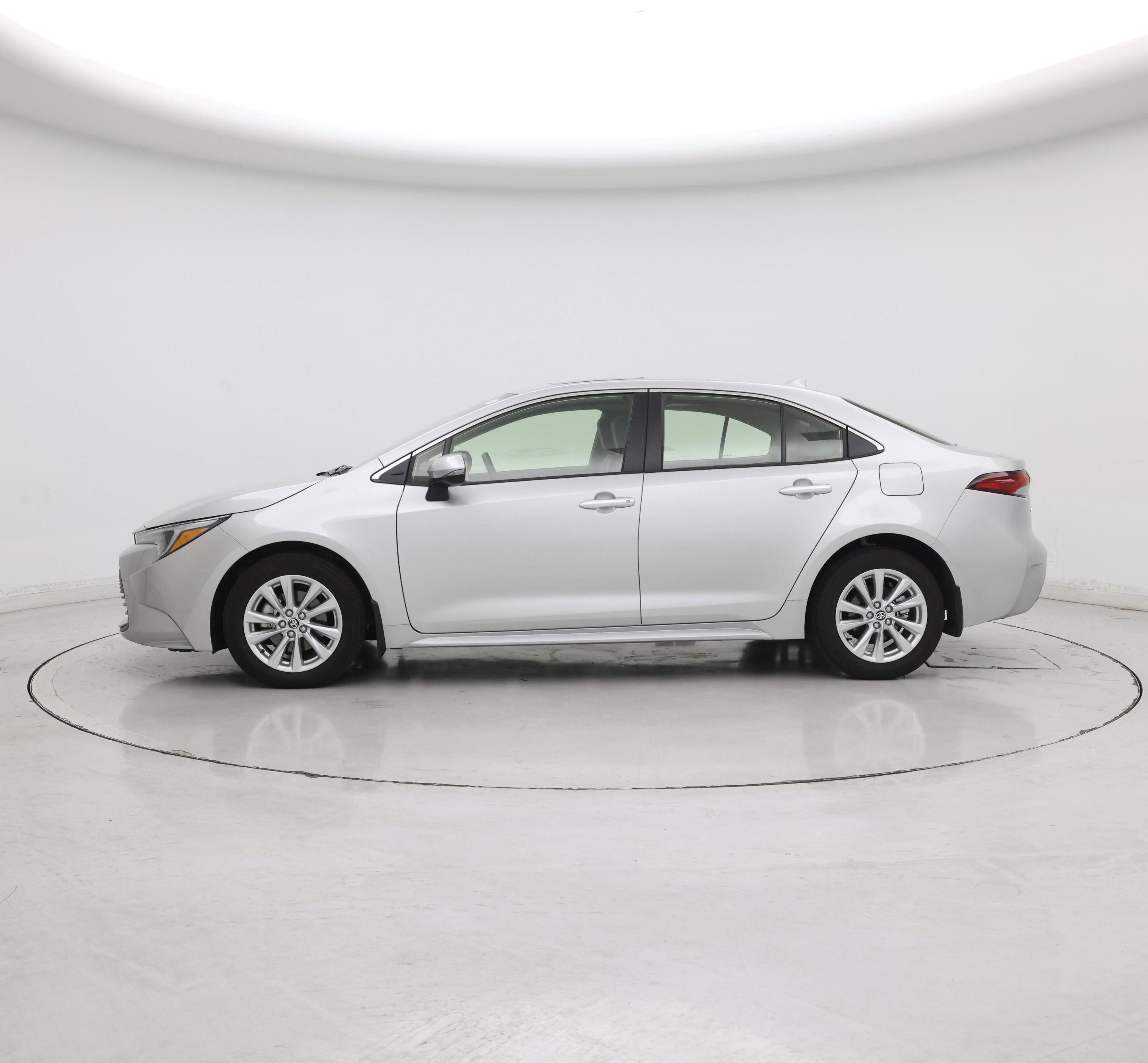 Thumbnail: 2024 Toyota Corolla - 3
