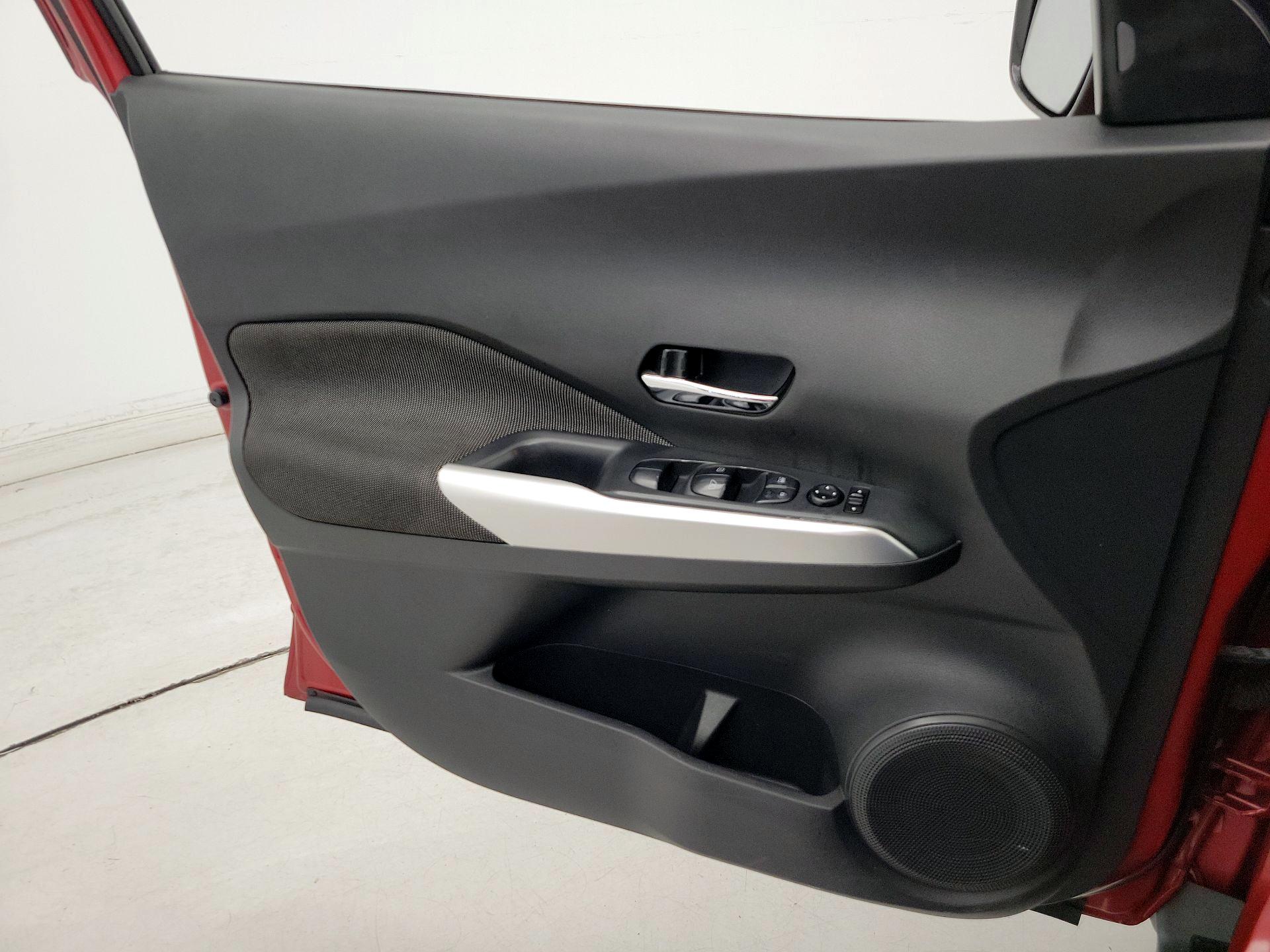 Thumbnail: 2019 Nissan Kicks - 12